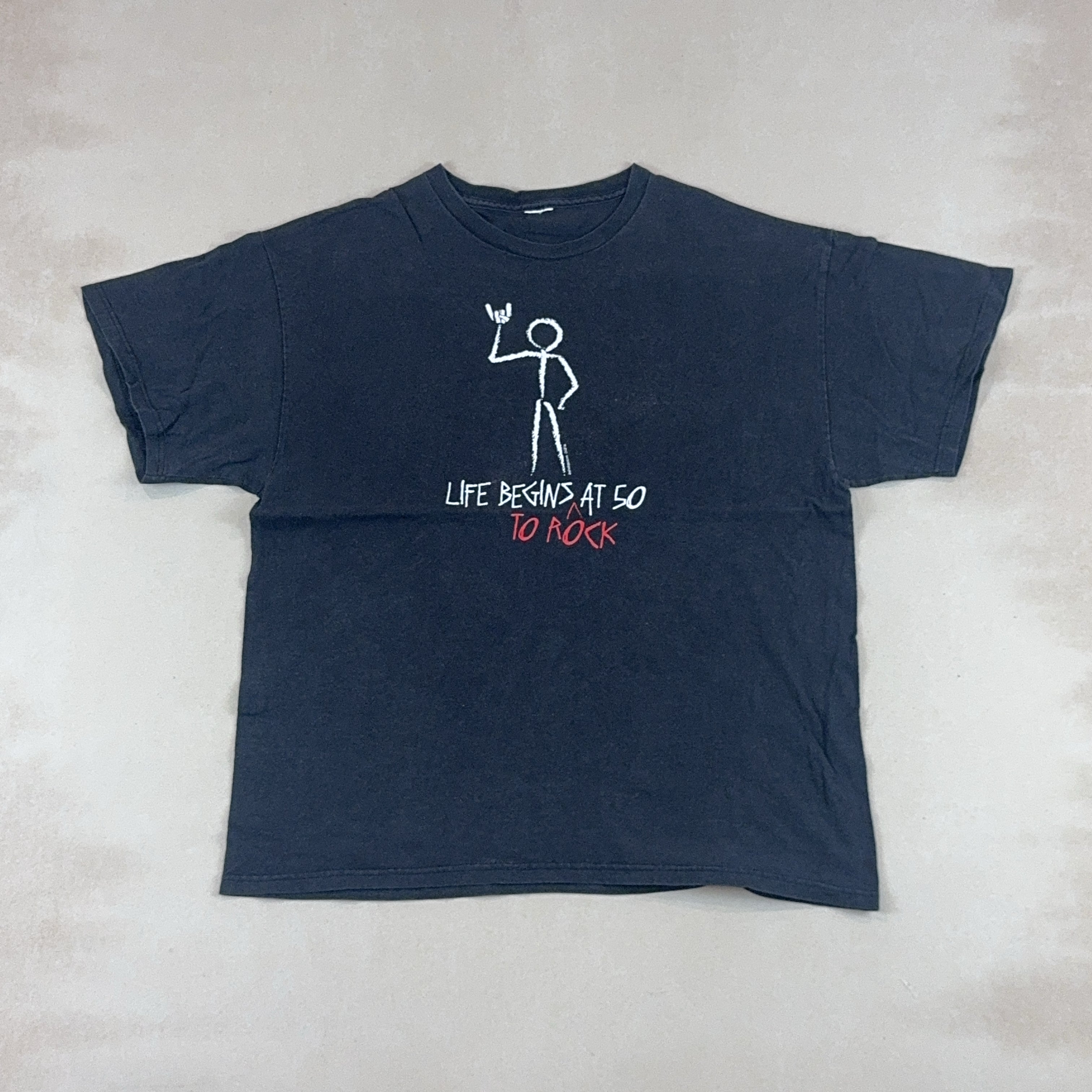 GRAPHIC TEE - X LARGE