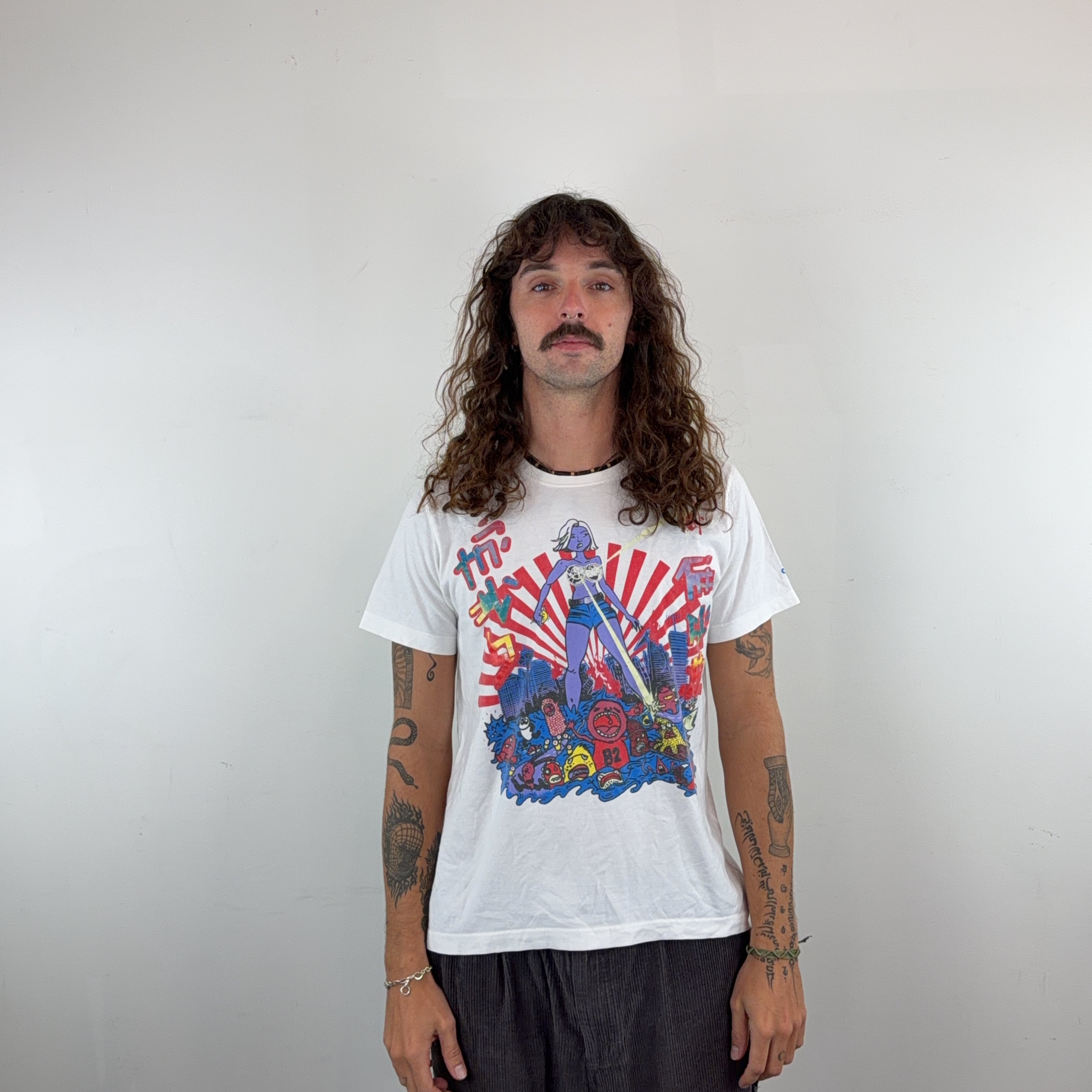 ADIDAS GRAPHIC TEE - SMALL