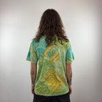 BODY GLOVE ABSTRACT TEE - MEDIUM