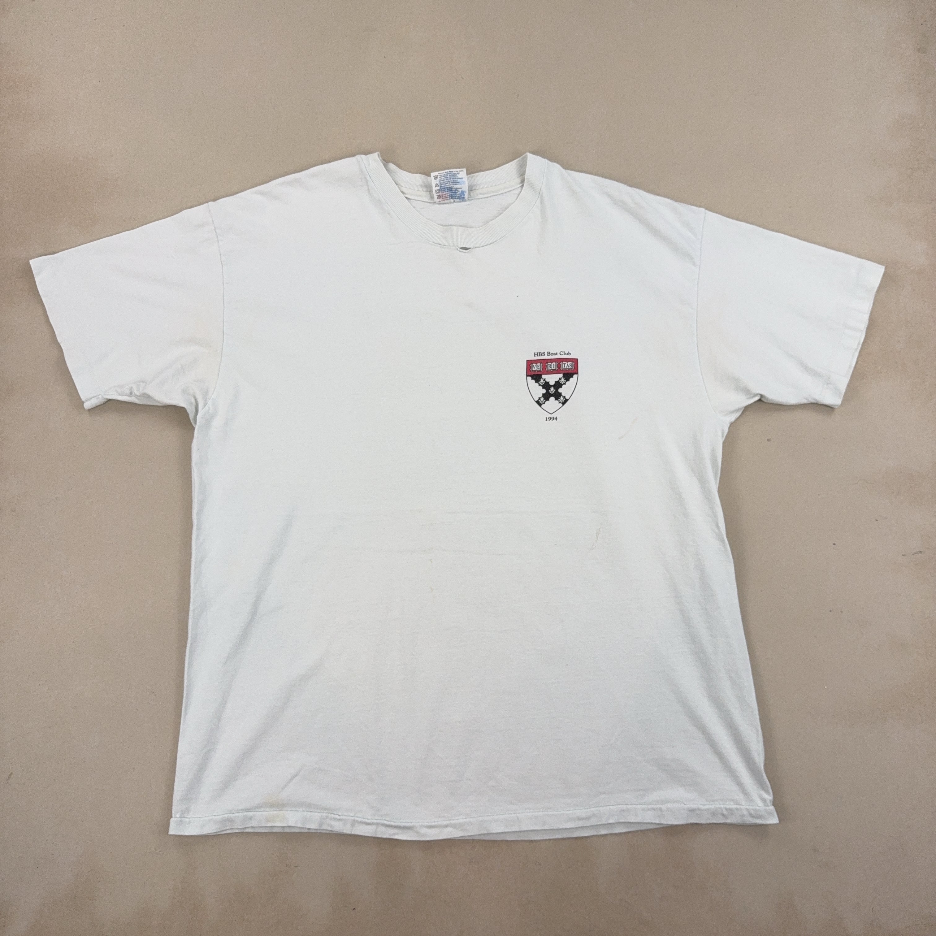 'HARVARD BUSINESS SCHOOL BOAT CLUB' GRAPHIC TEE - LARGE