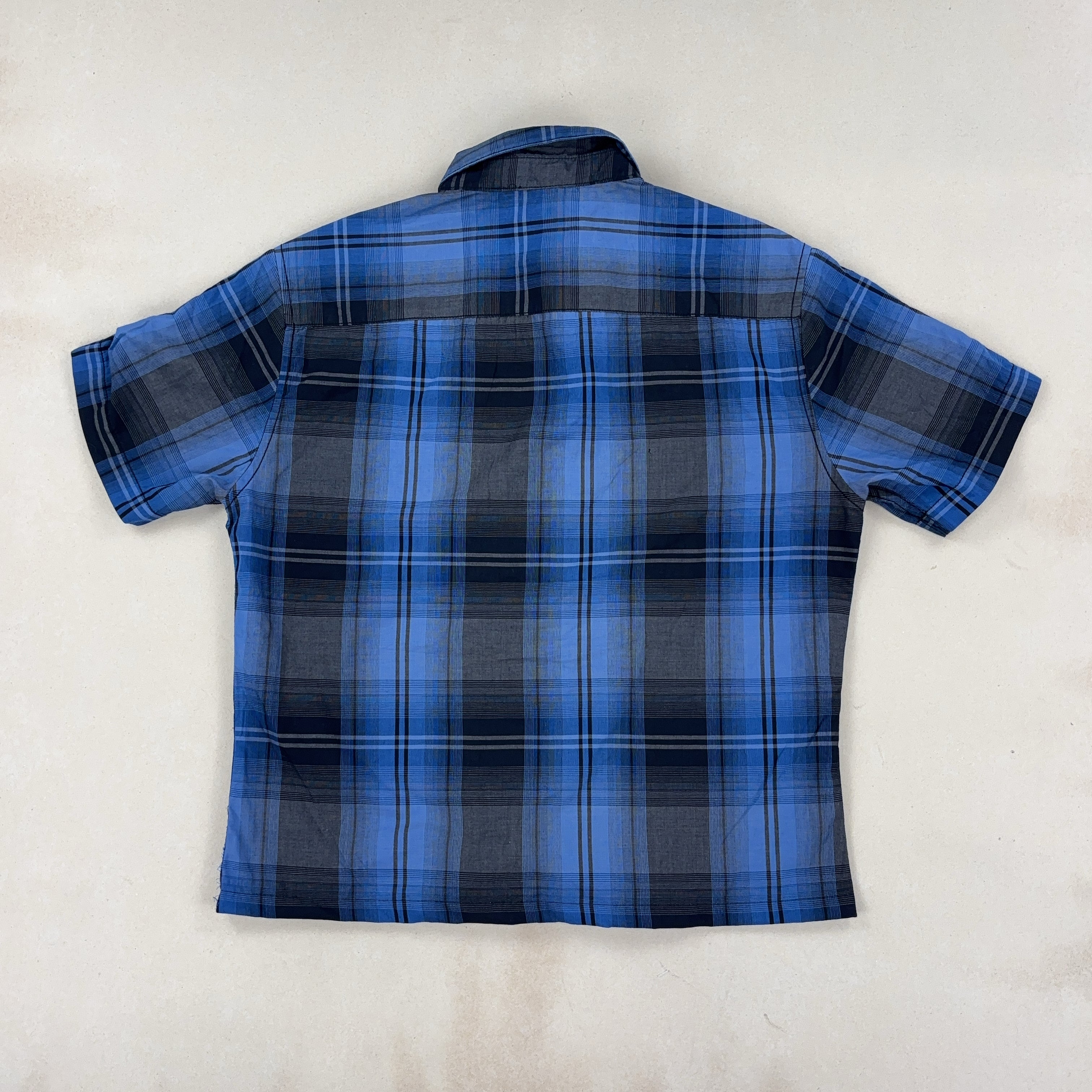 VINTAGE SHIRT - SMALL