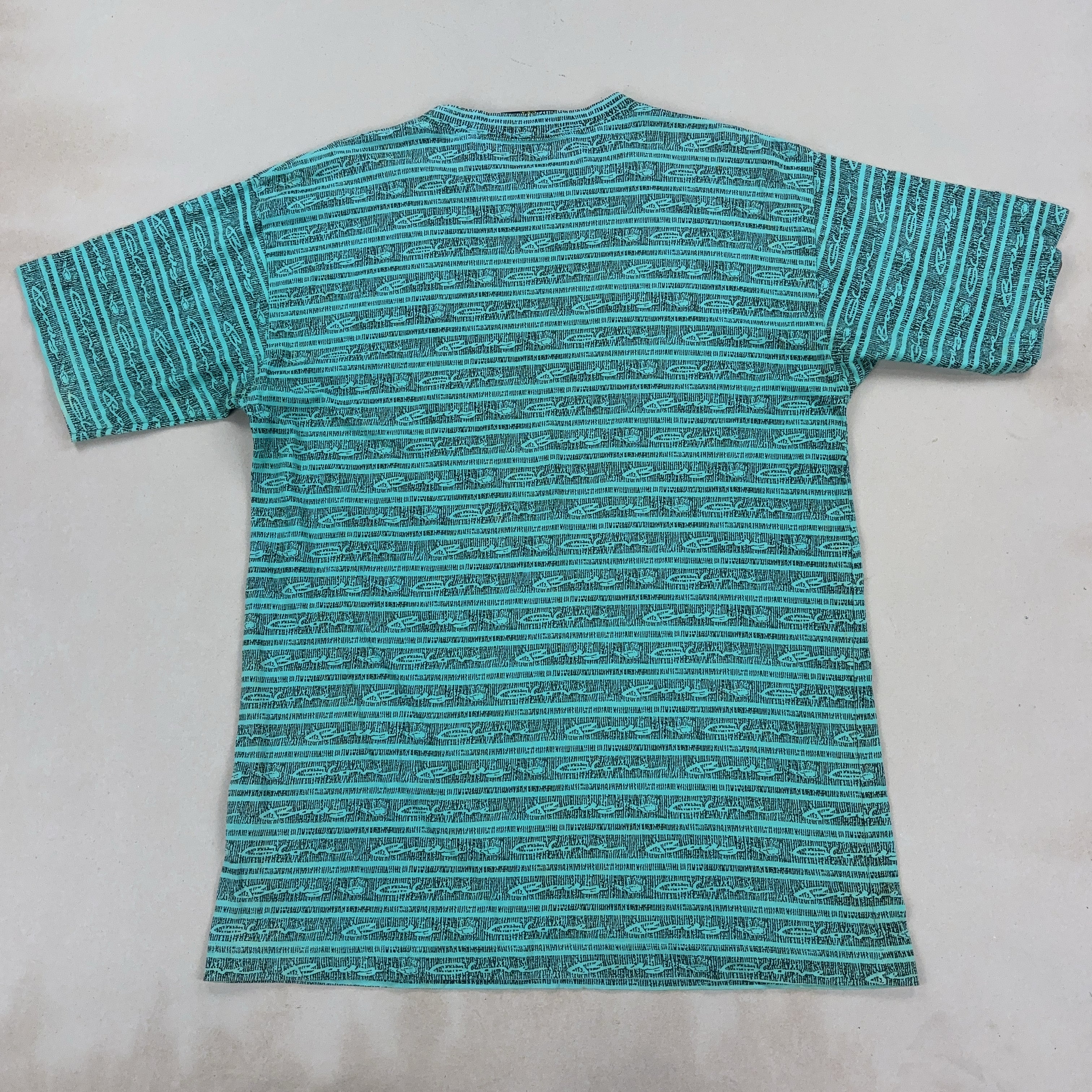 BODY GLOVE TEE - SMALL