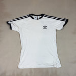 ADIDAS TEE - MEDIUM