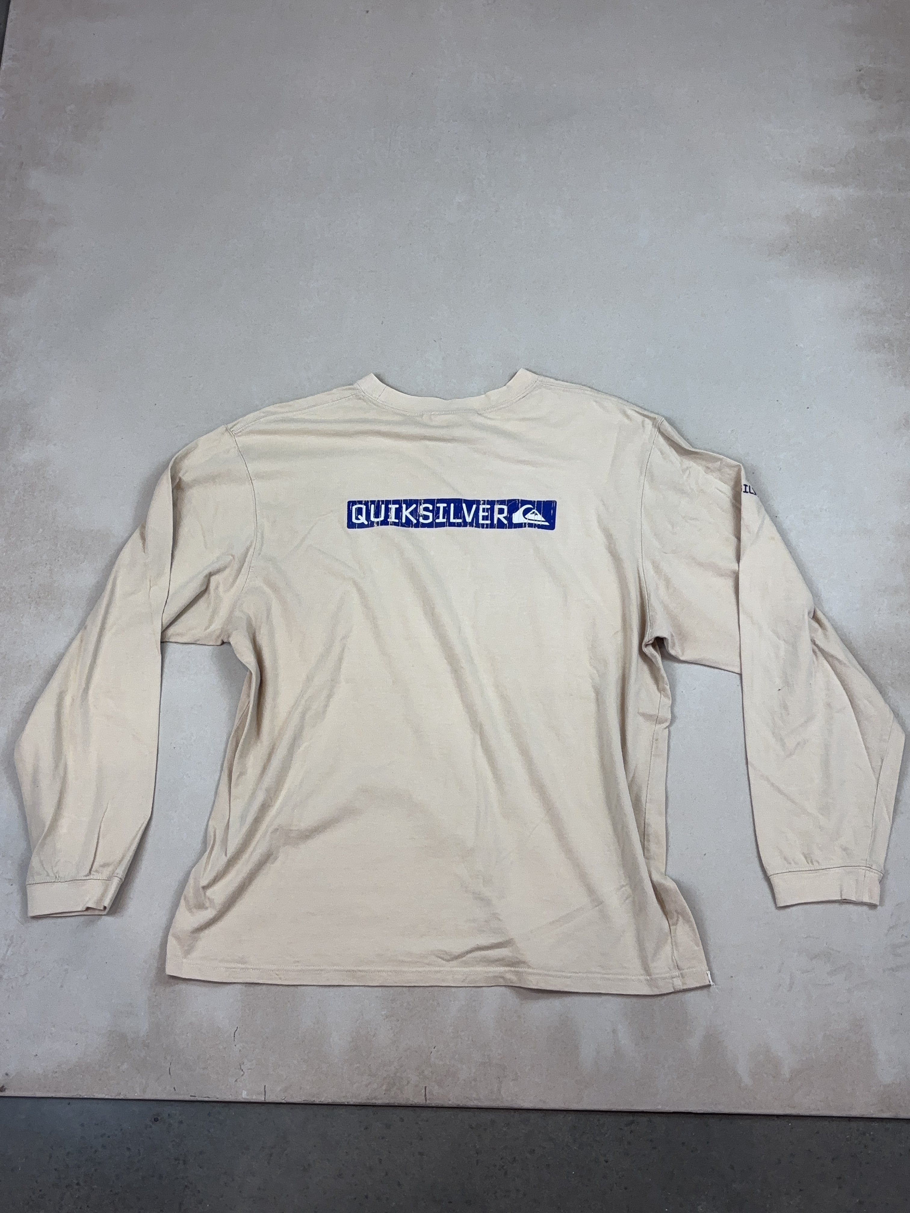QUIKSILVER LONG SLEEVE - MEDIUM