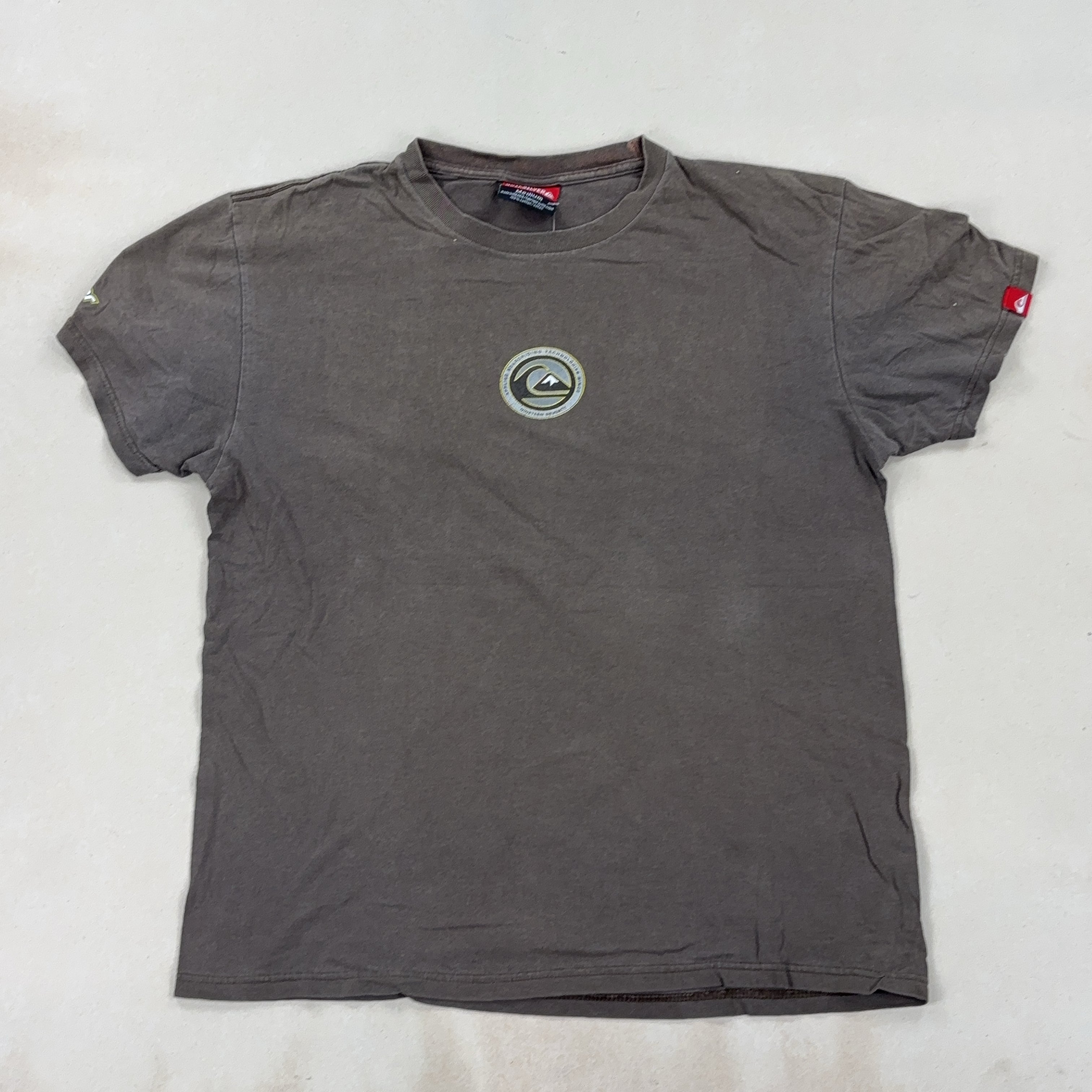 QUIKSILVER TEE - MEDIUM