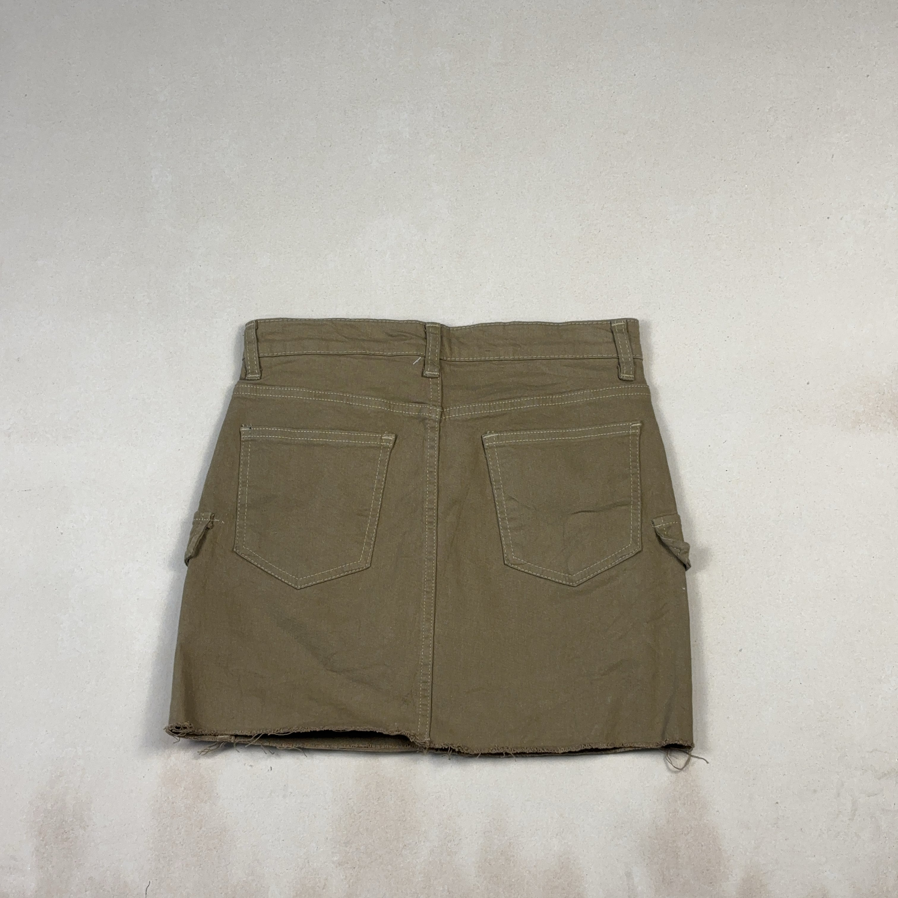 VINTAGE SKIRT - MEDIUM