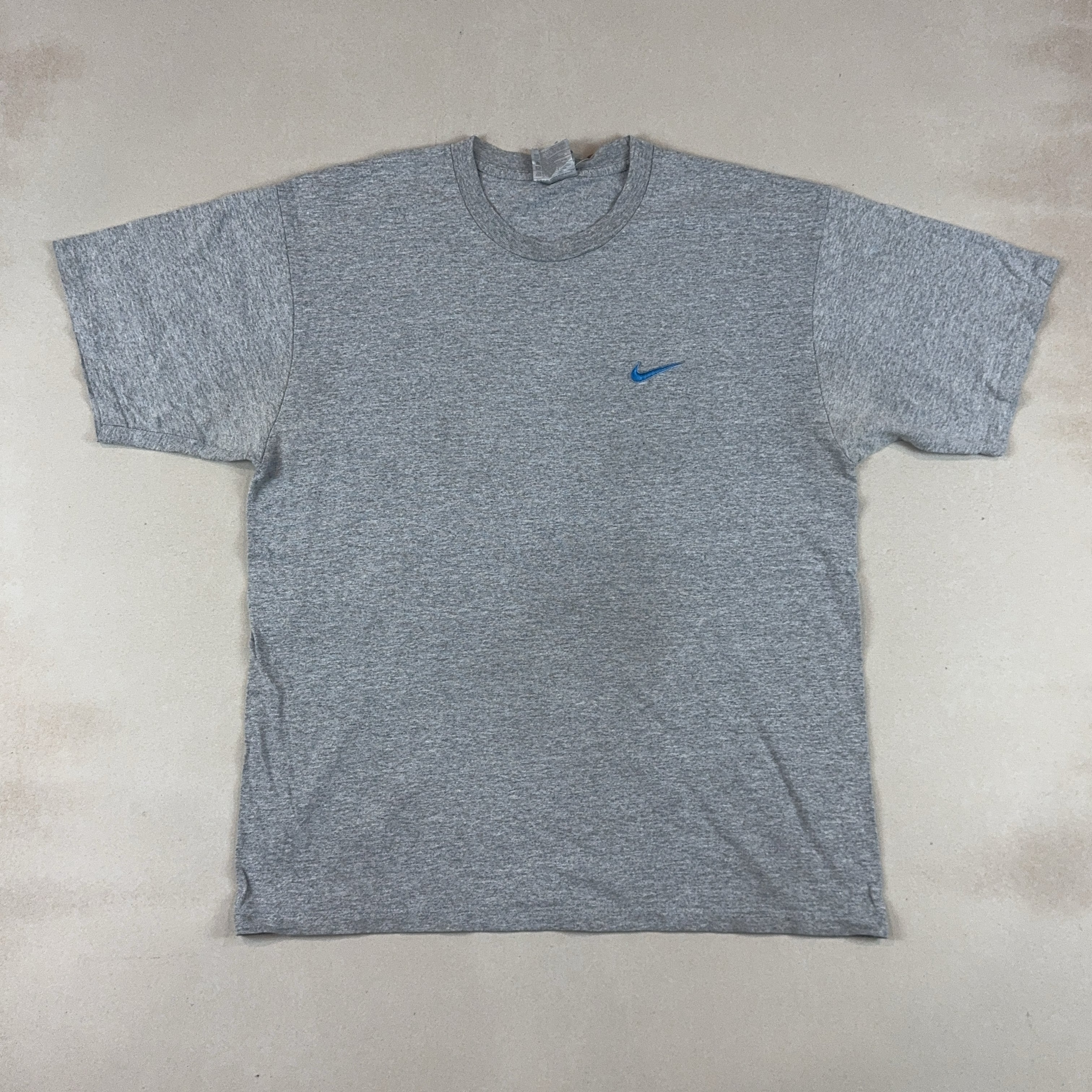 NIKE TEE - LARGE