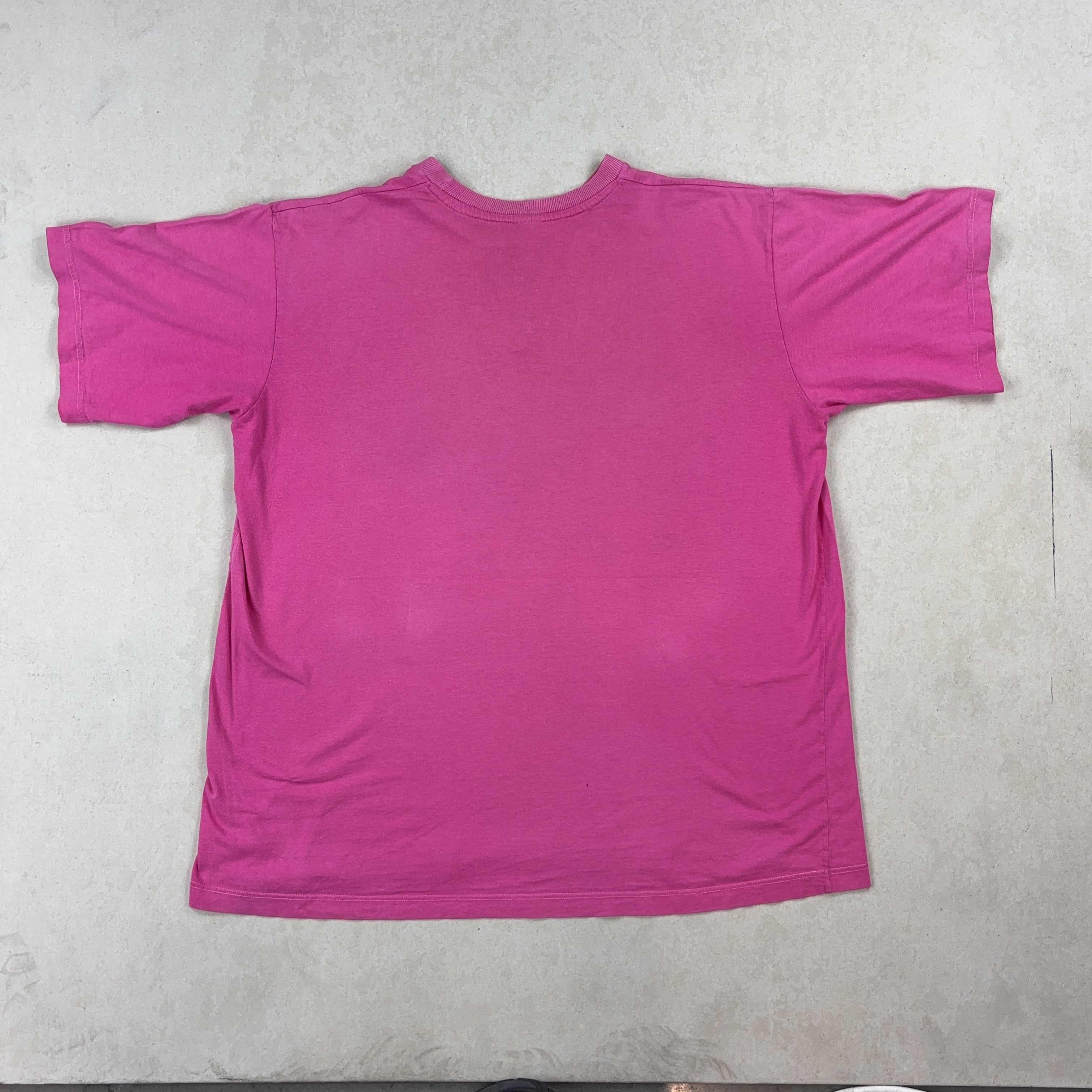 PINK GRAPHIC TEE - MEDIUM