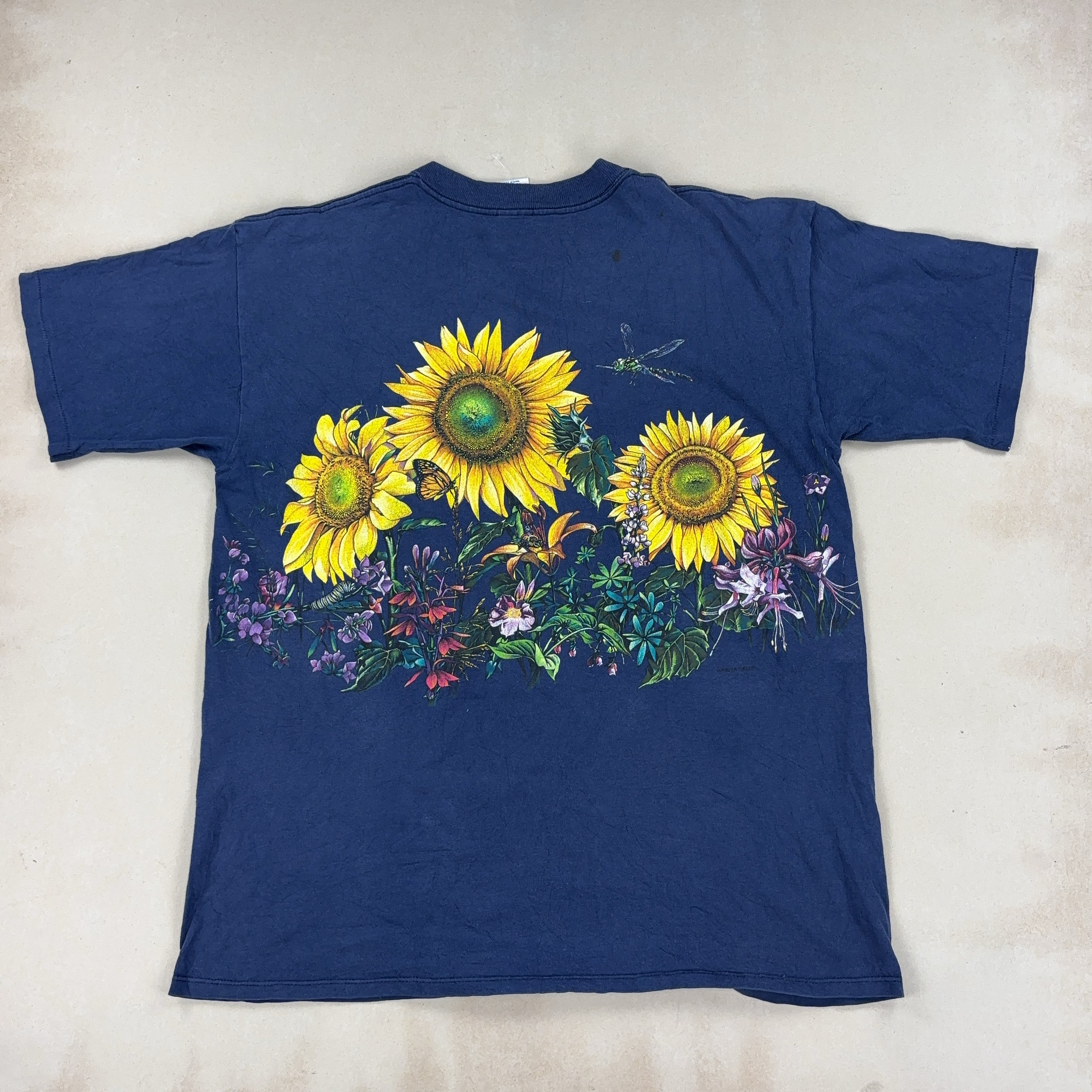 FLORAL GRAPHIC TEE - X LARGE