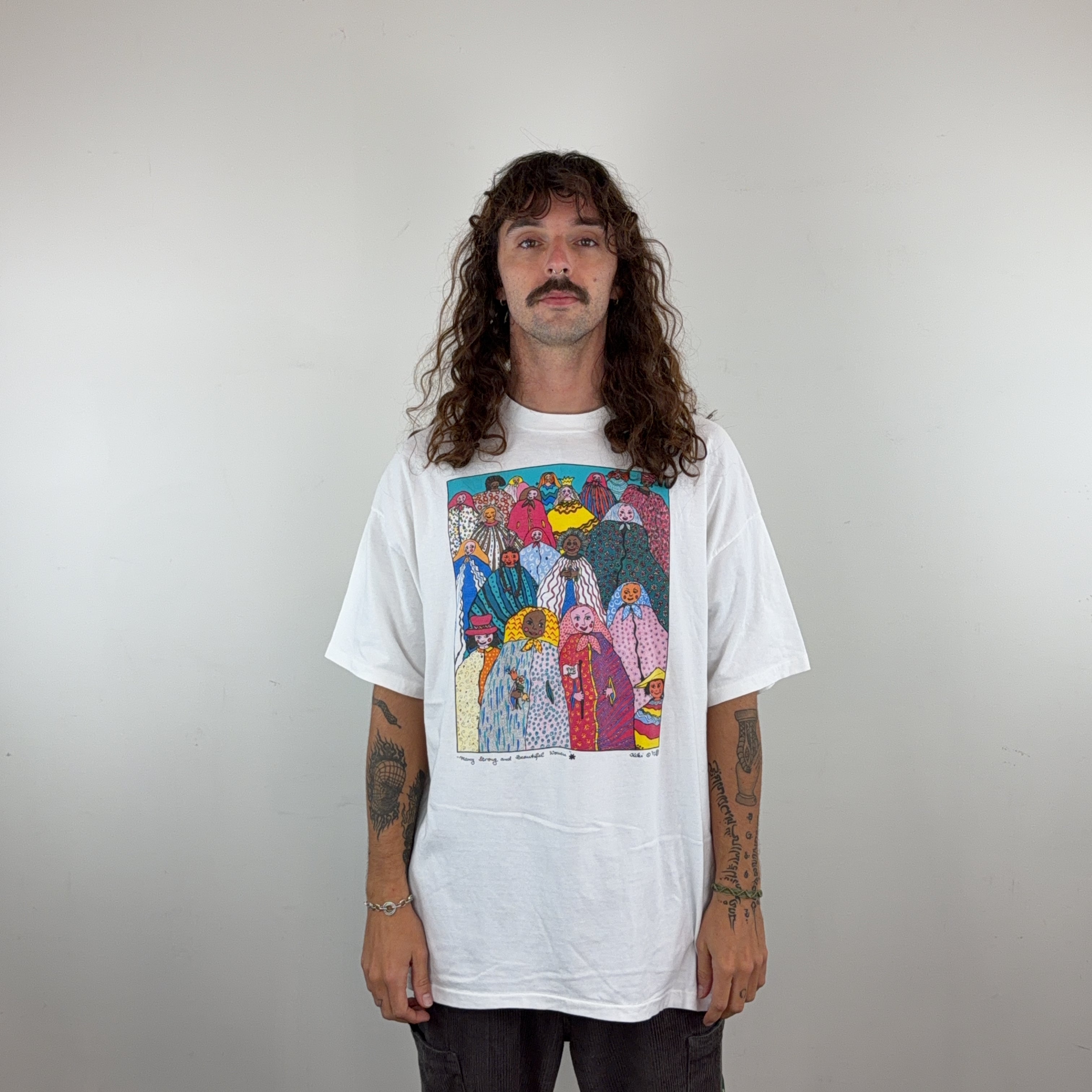 GRAPHIC TEE - 2X LARGE
