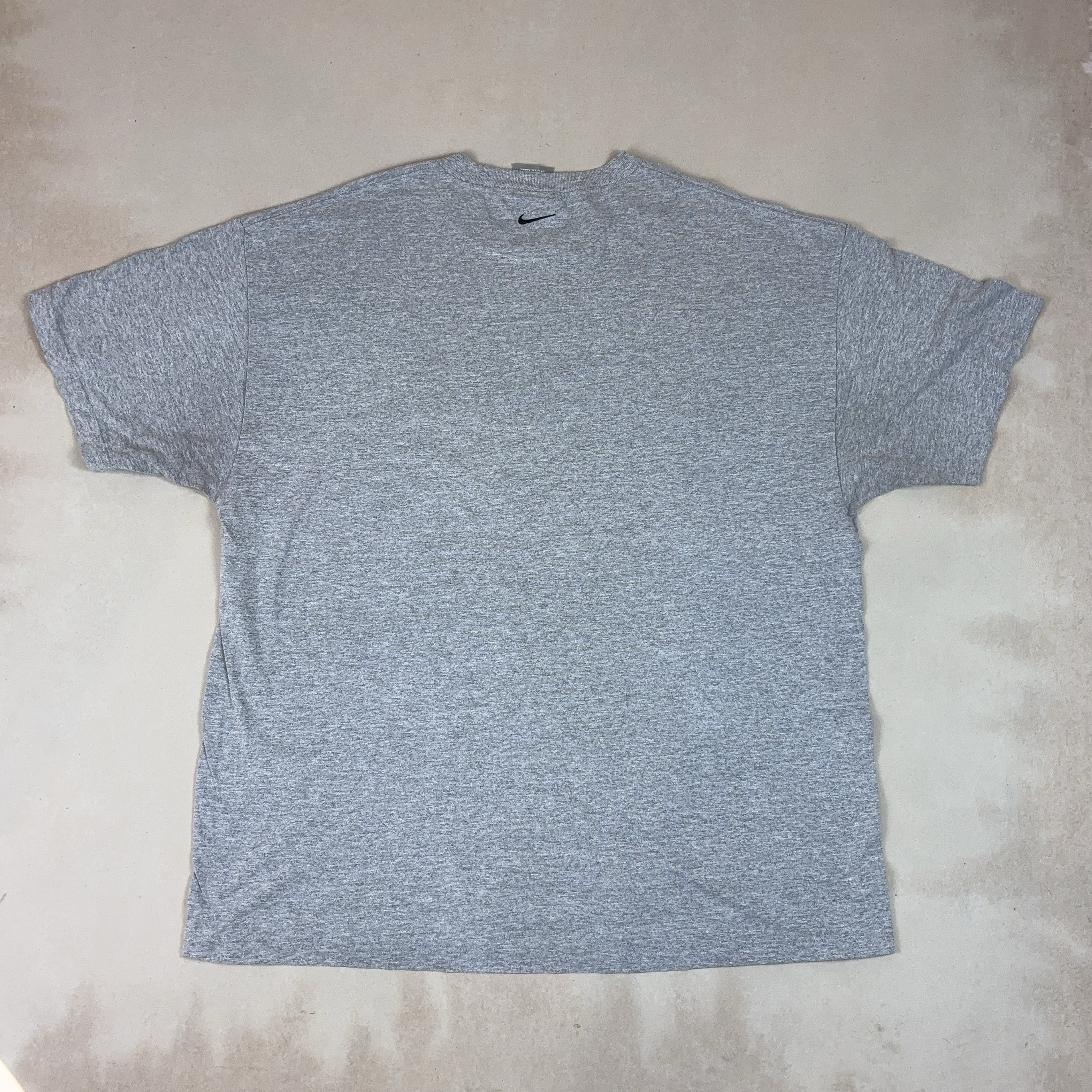 NIKE TEE - X LARGE
