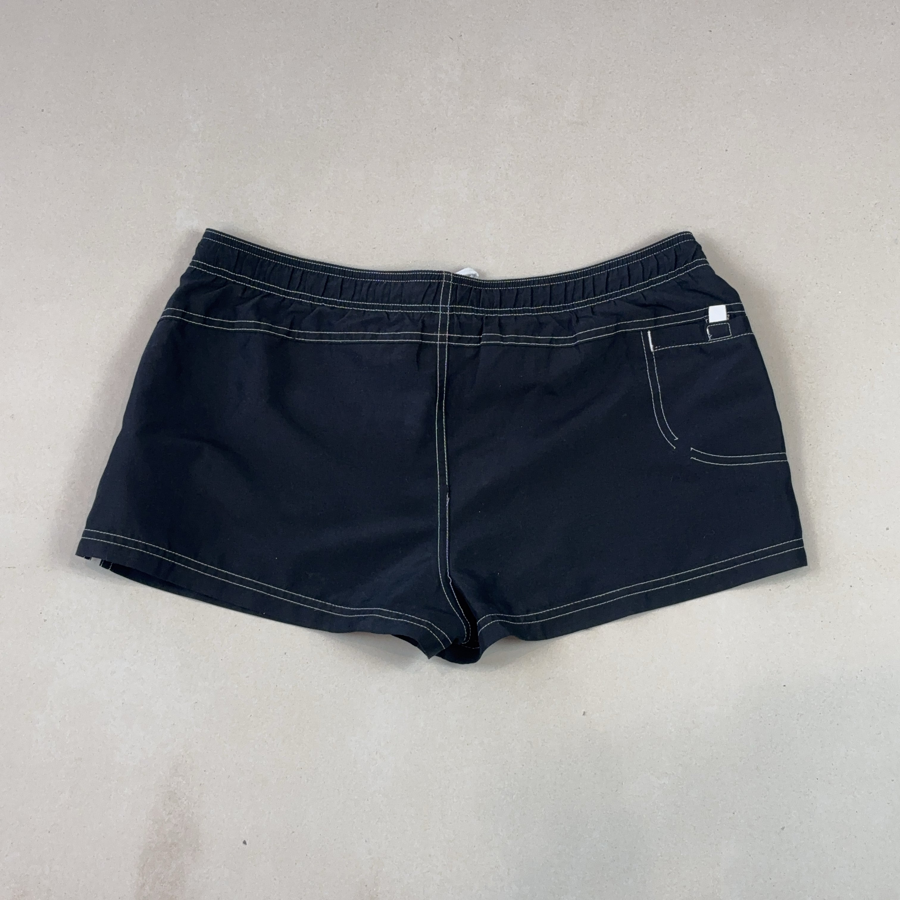 NIKE BOARDIES - LARGE