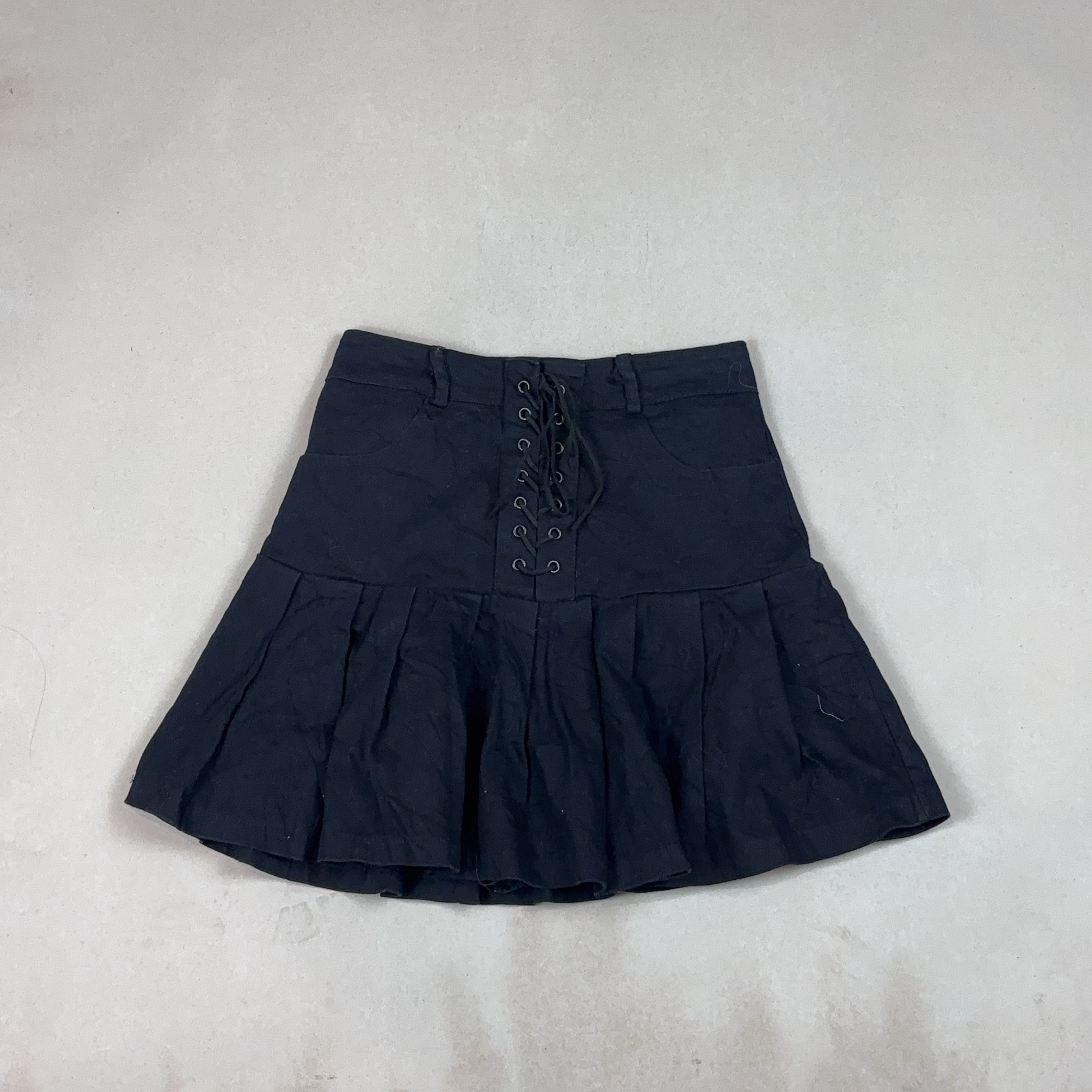 VINTAGE SKIRT - X SMALL