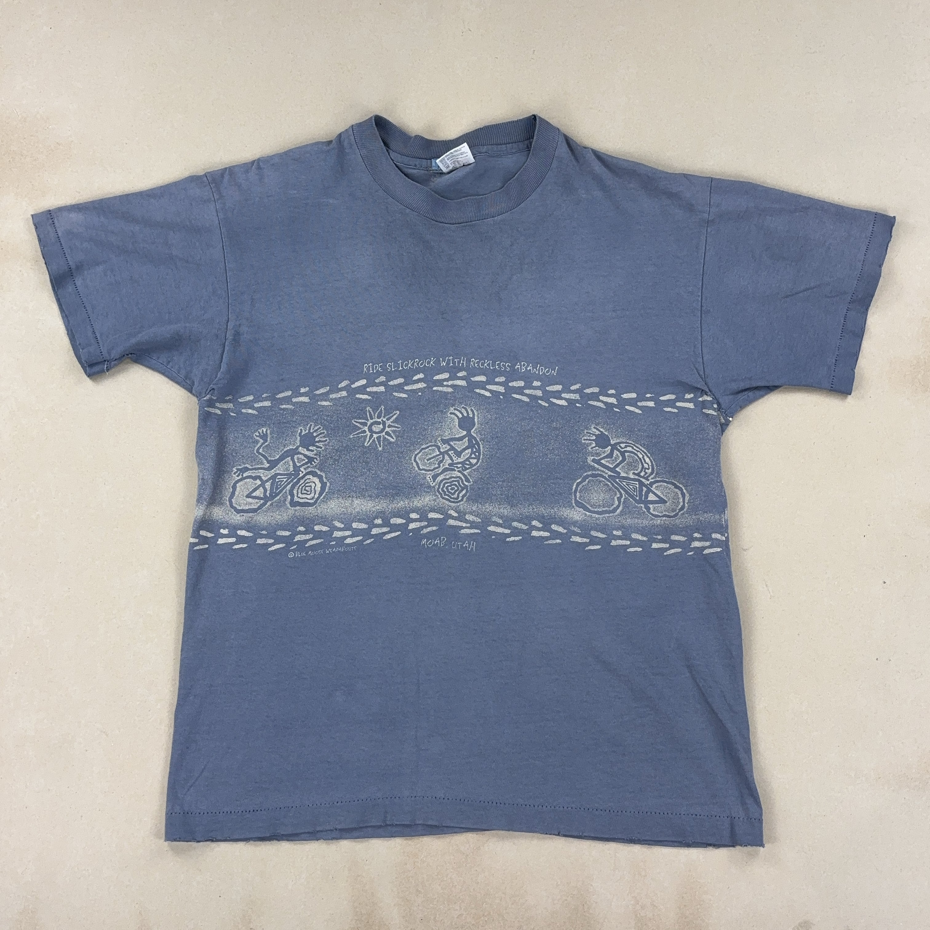 'RETROGLYPH ABORIGINALS' TEE - MEDIUM