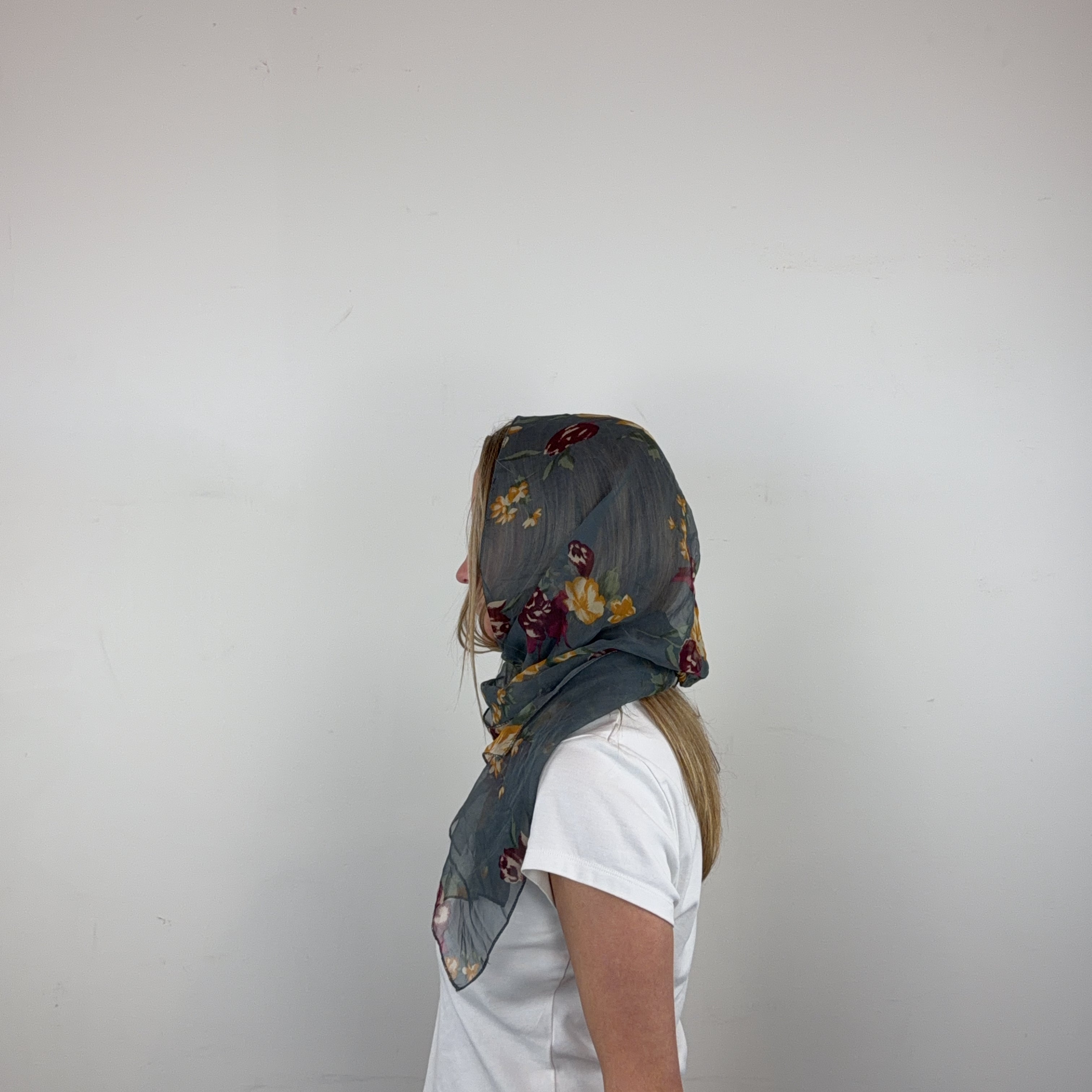 HEAD SCARF