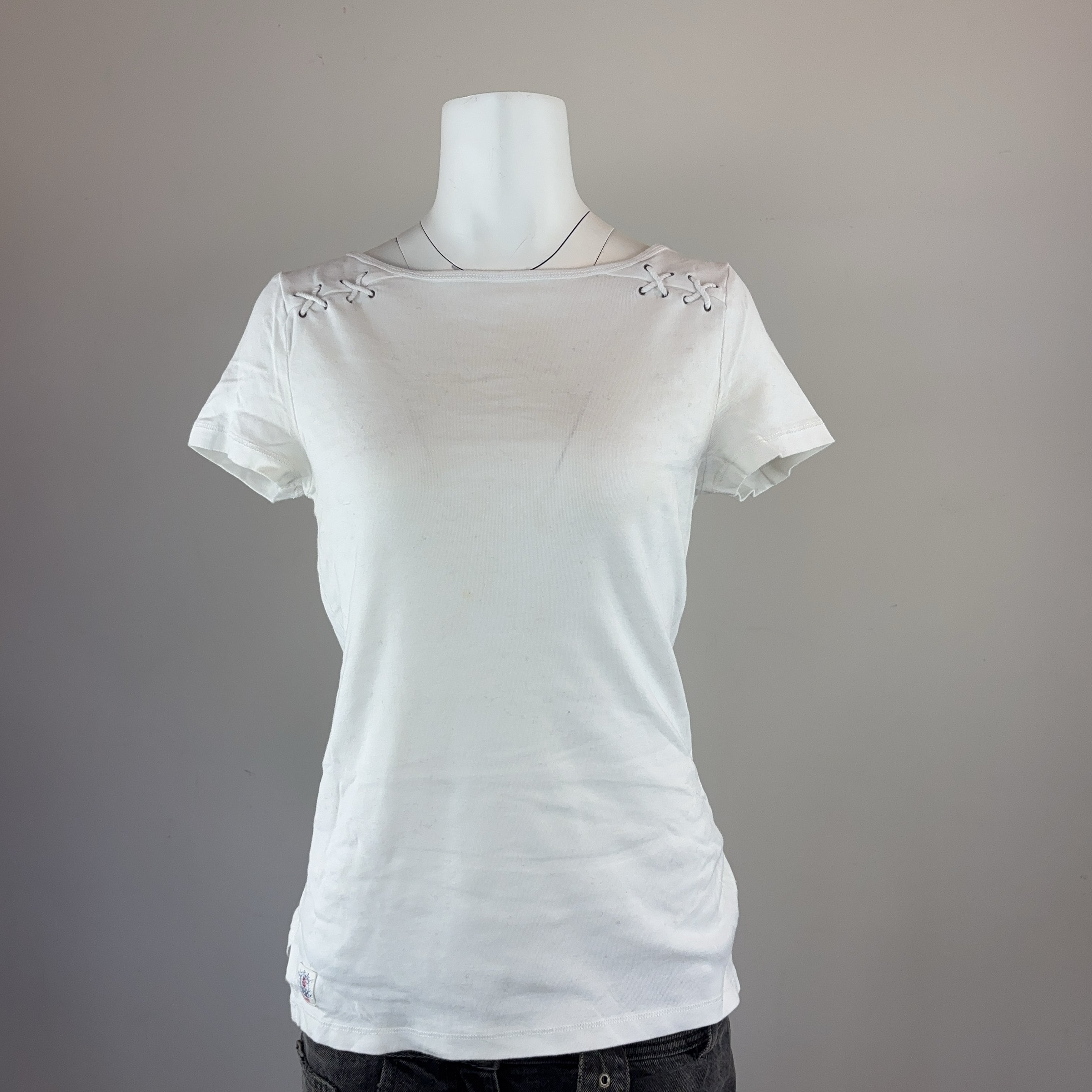 RALPH LAUREN TEE - MEDIUM