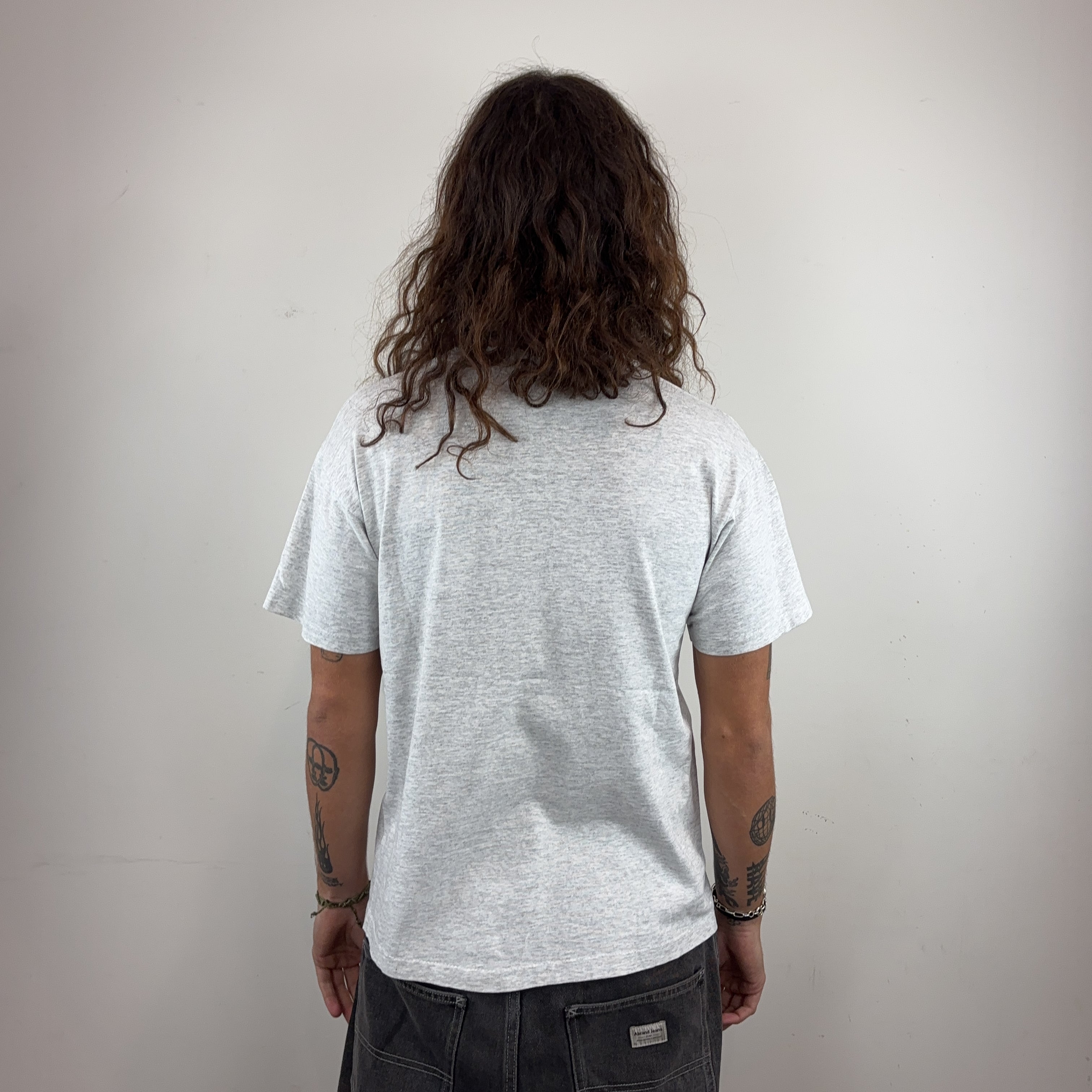 'SEA WORLD' ORCA TEE - MEDIUM