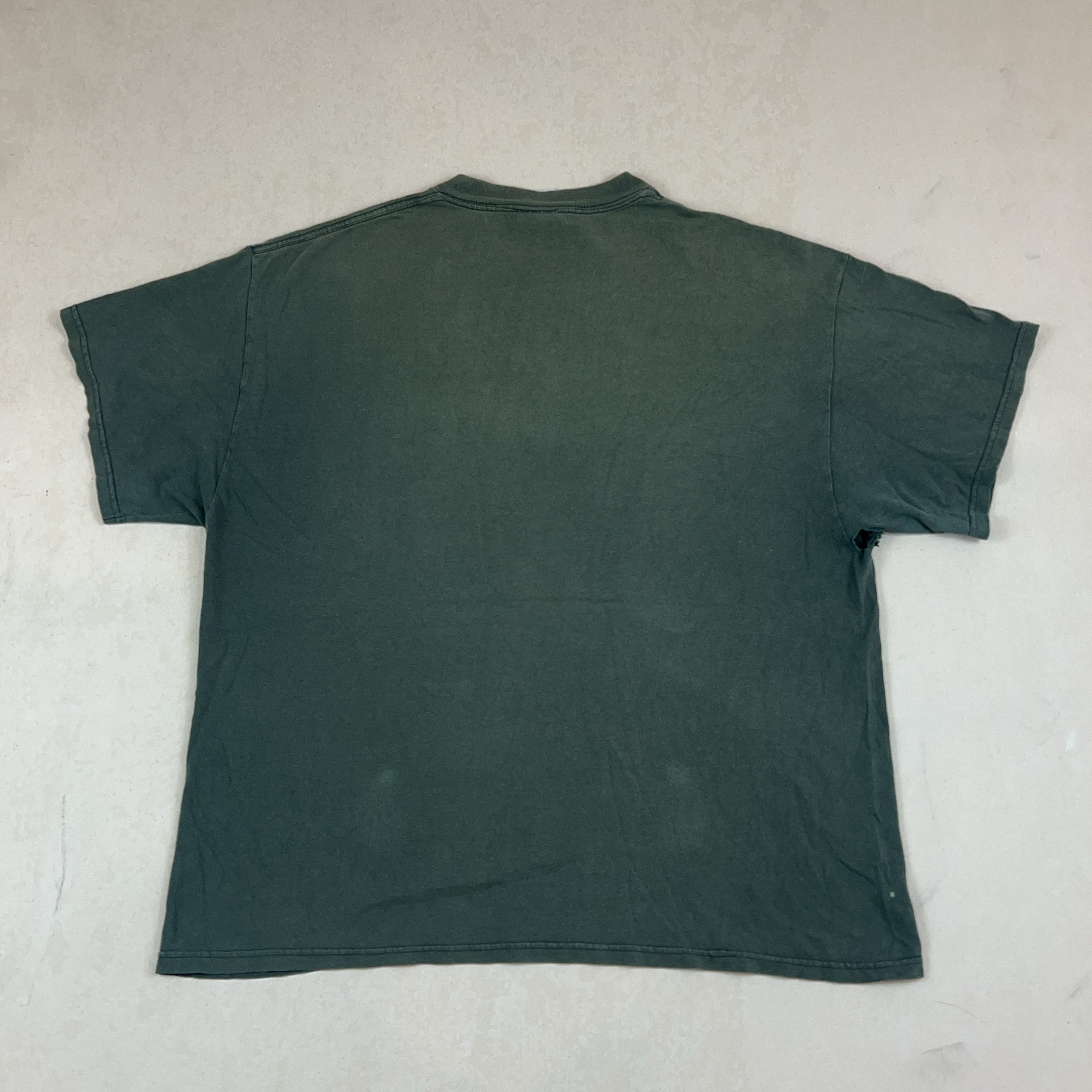 NIKE TEE - X LARGE