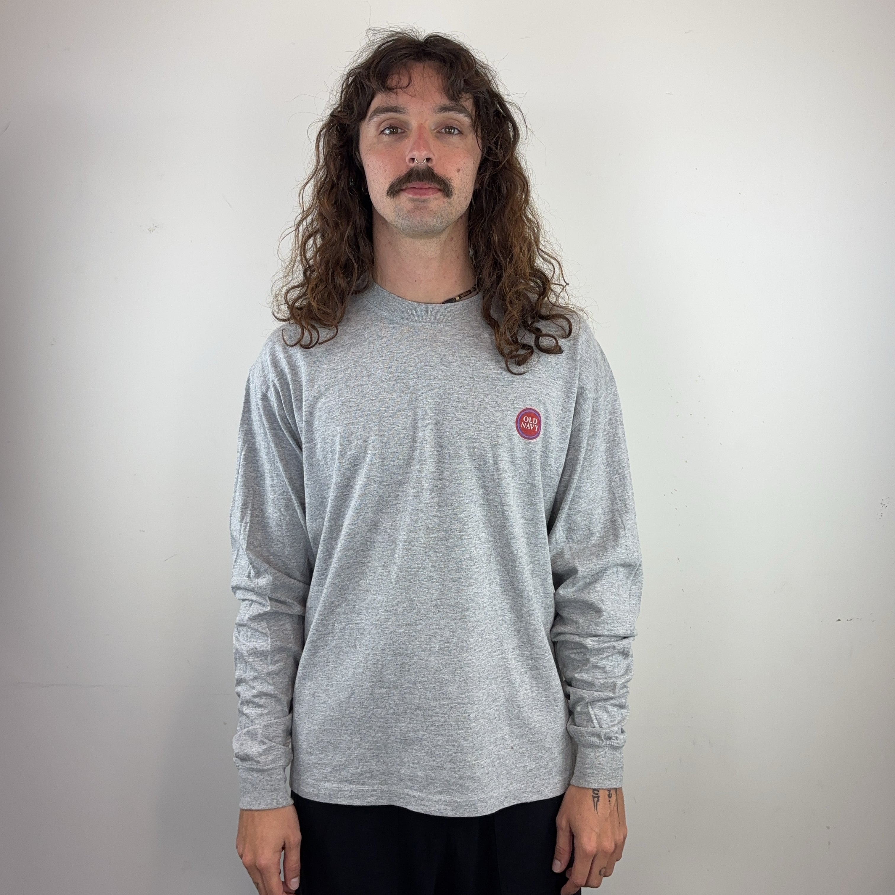 OLD NAVY LONG SLEEVE - MEDIUM