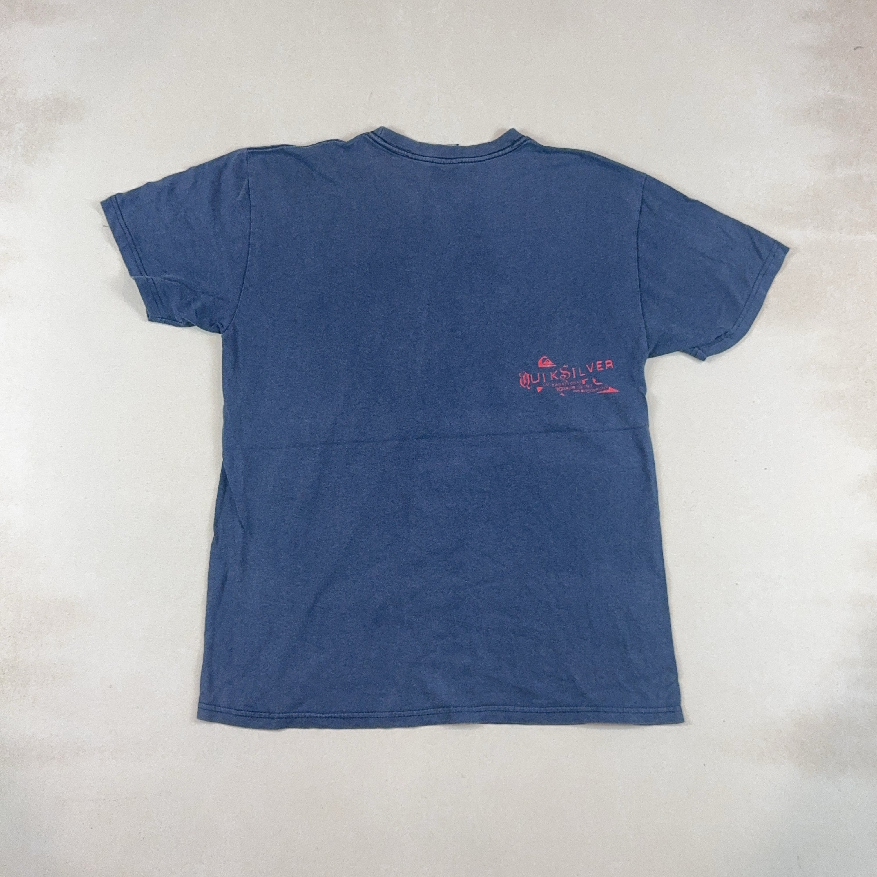 QUIKSILVER TEE - MEDIUM