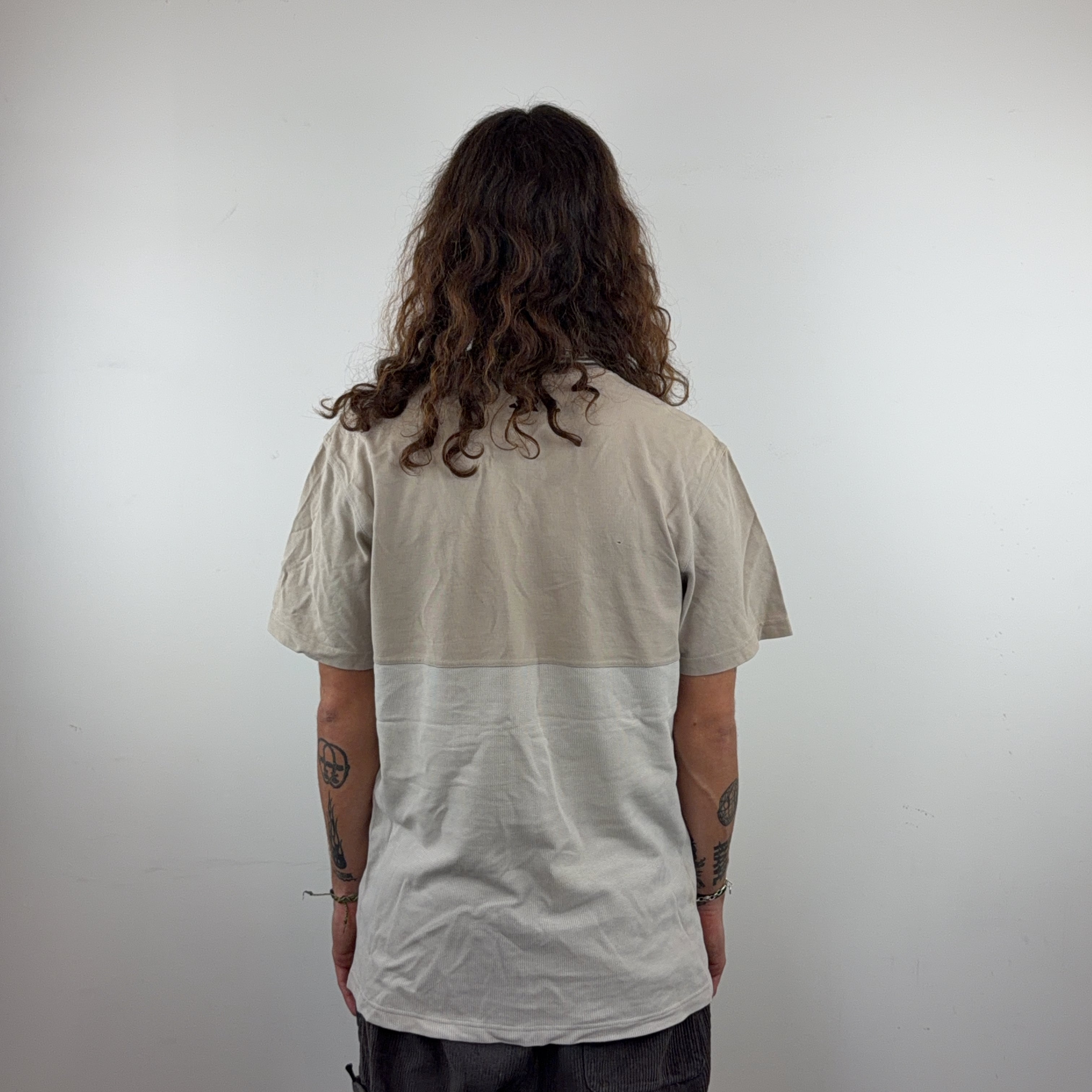 ADIDAS TEE - LARGE