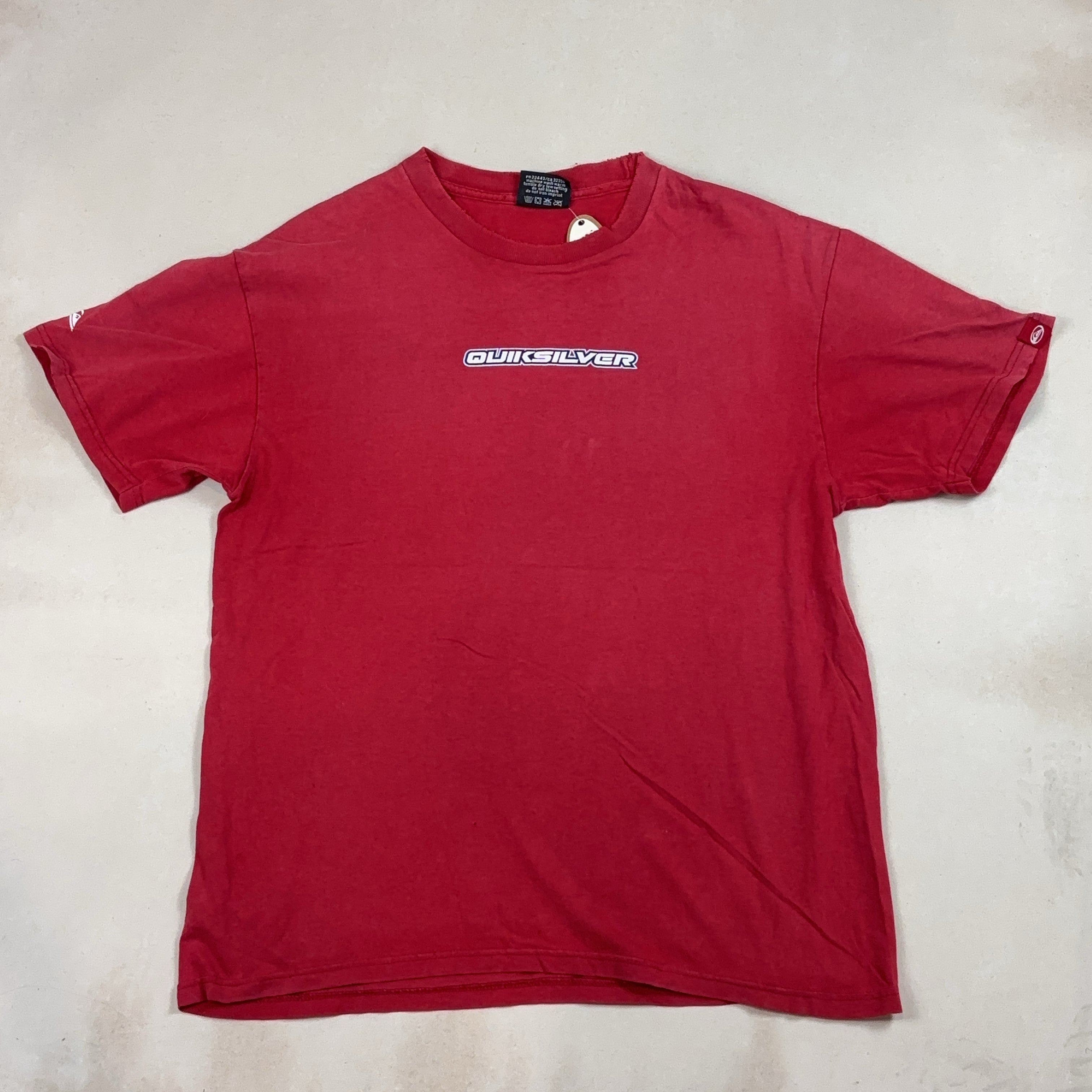 QUIKSILVER TEE - X LARGE