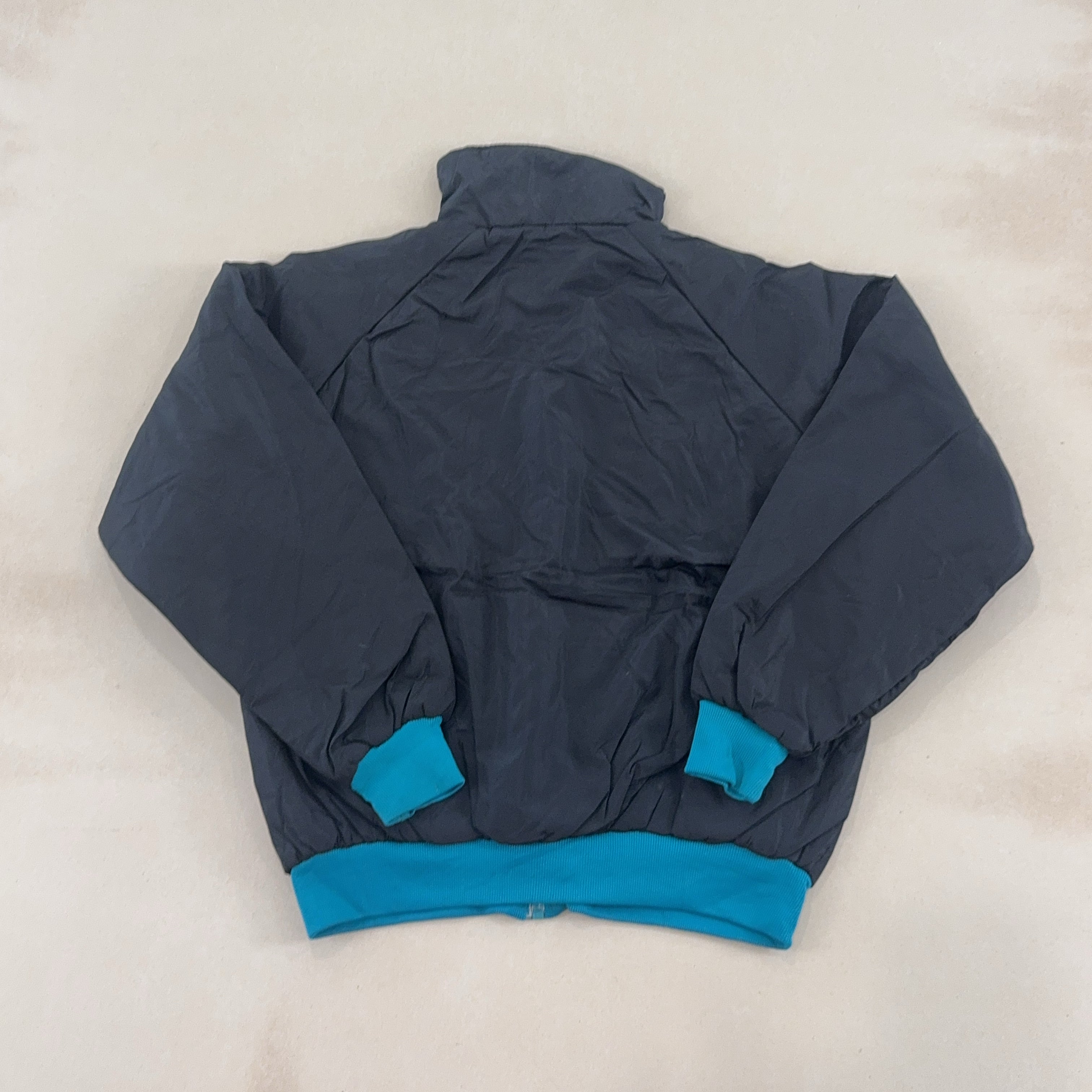 COLUMBIA BLACK JACKET - MEDIUM