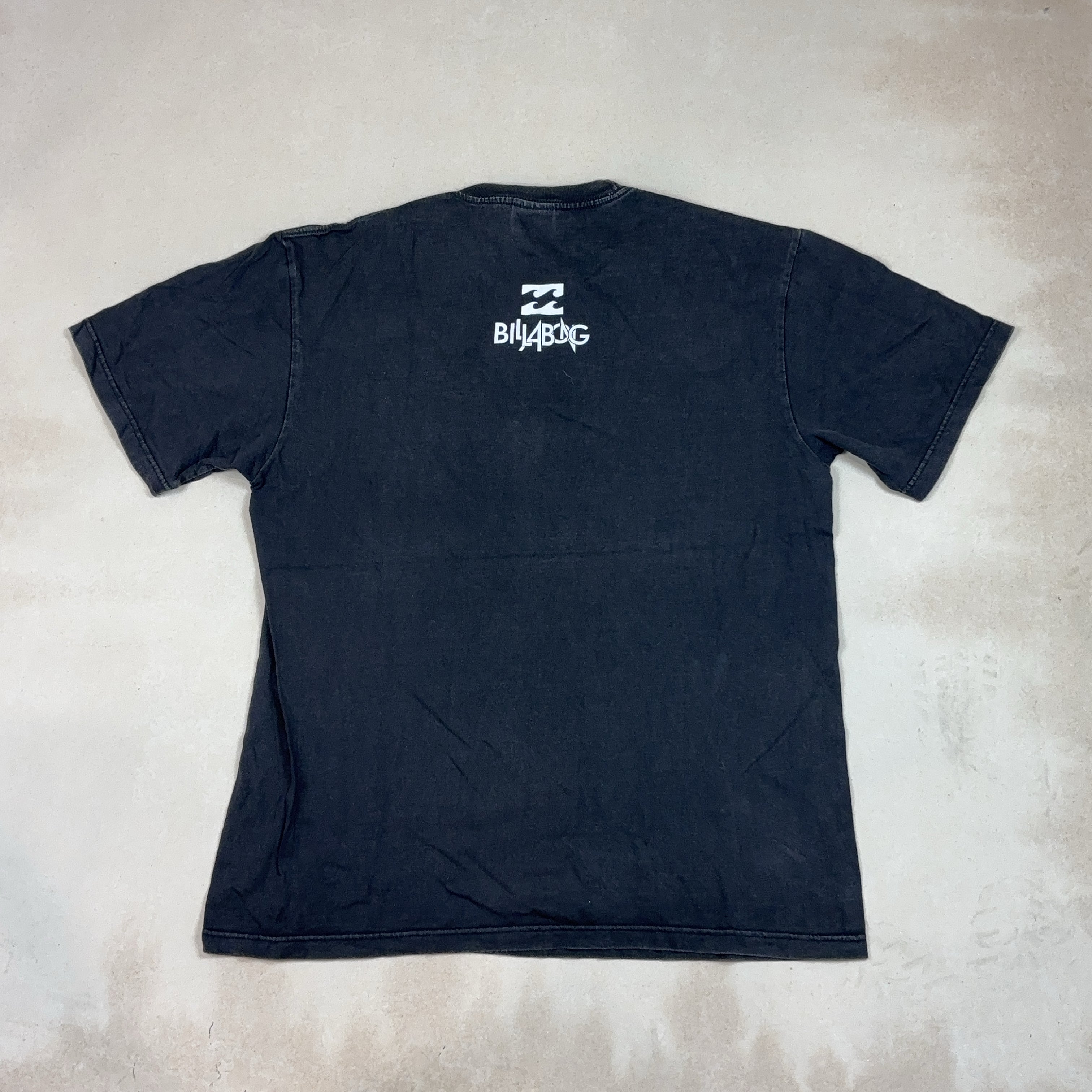 BILLABONG TEE - MEDIUM