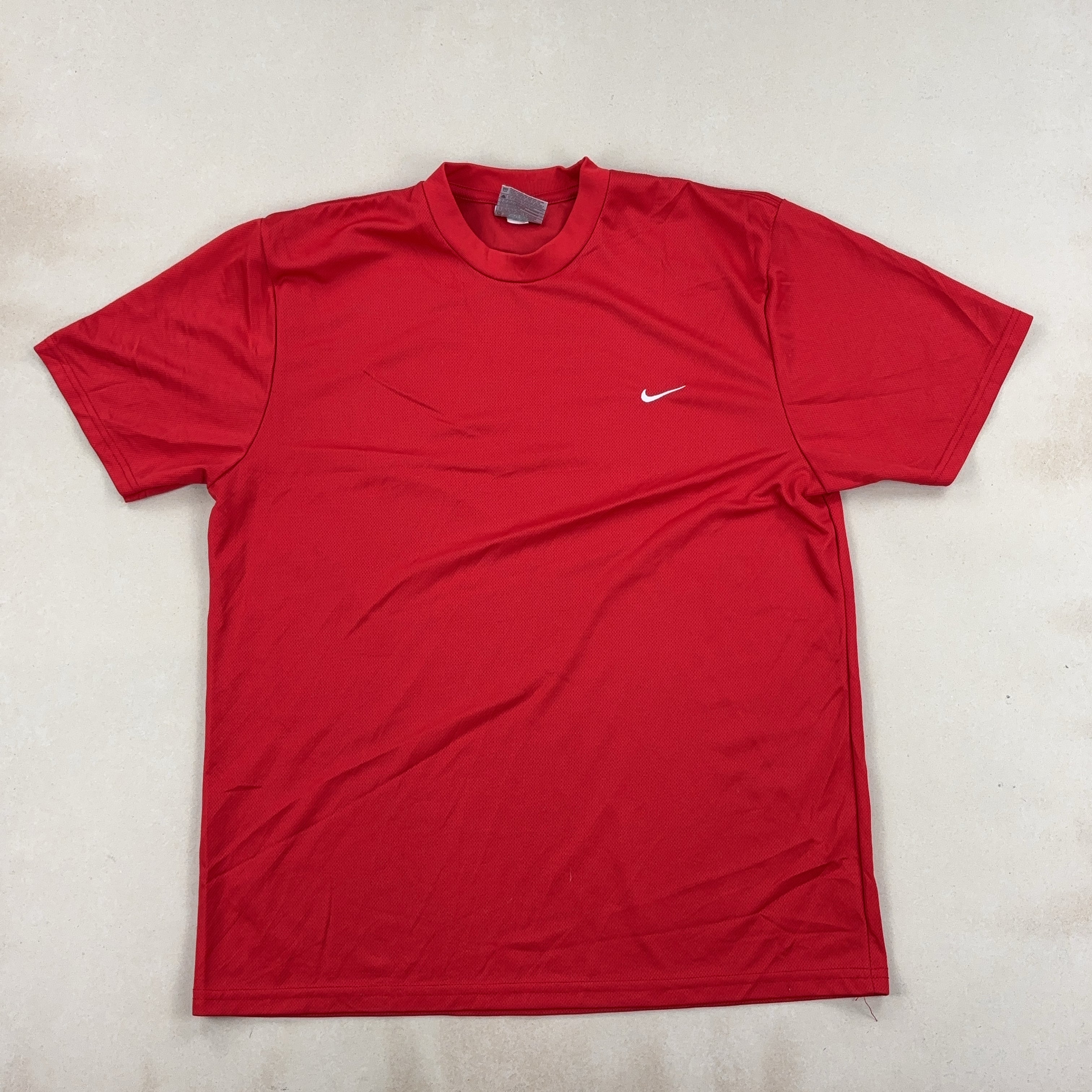 NIKE TEE - MEDIUM