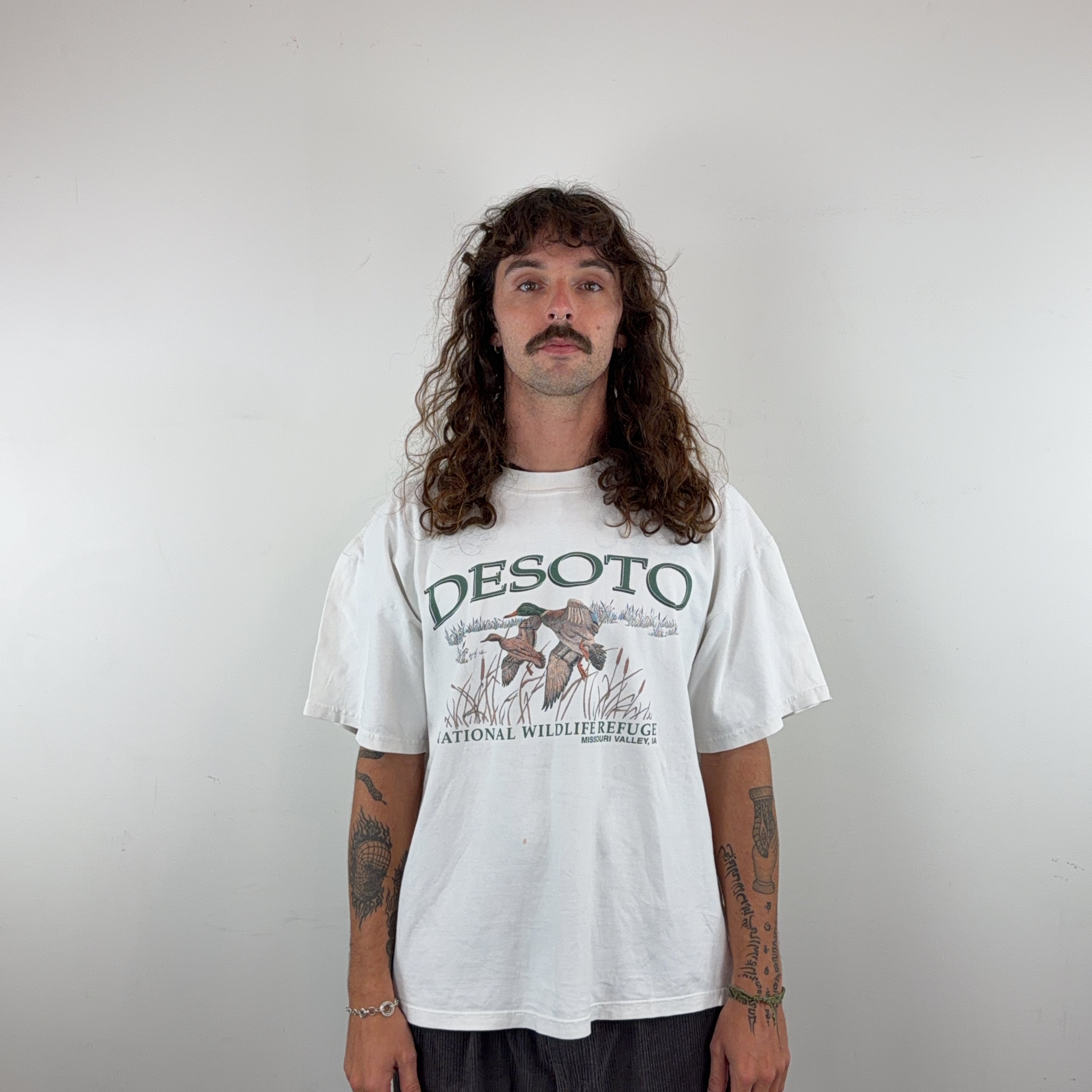 M&O TEE - LARGE
