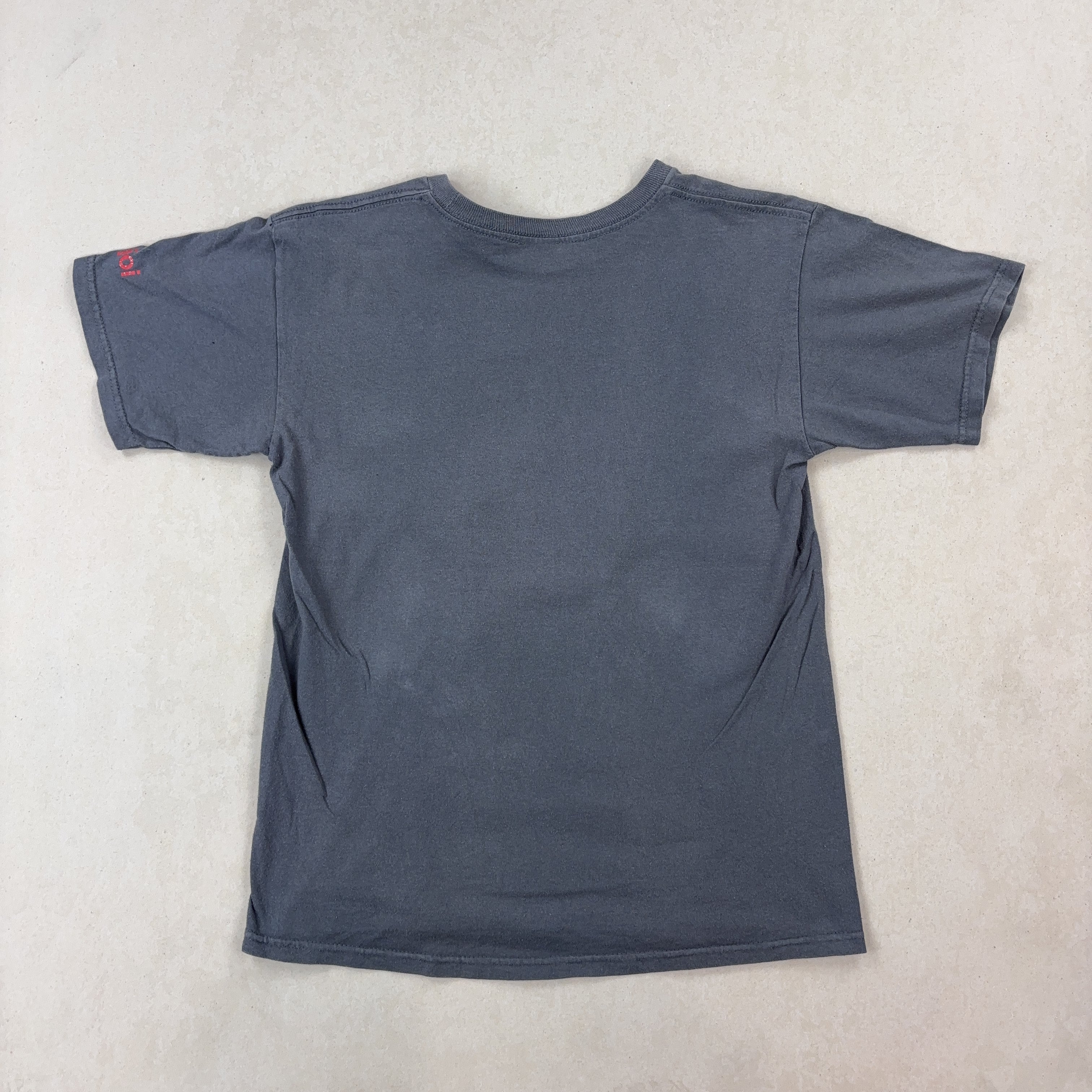 GRAPHIC TEE - SMALL