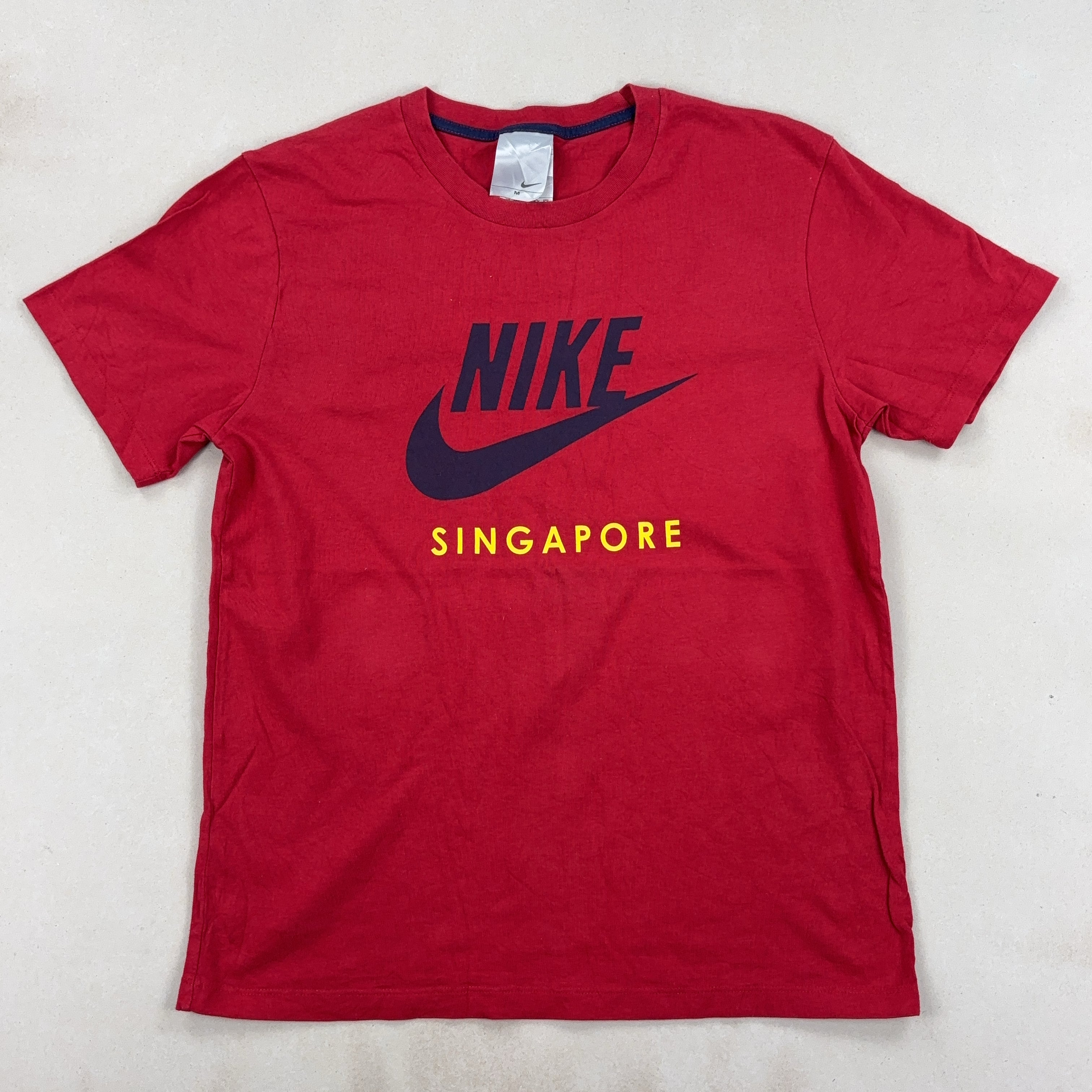 NIKE 'SINGAPORE' TEE - MEDIUM