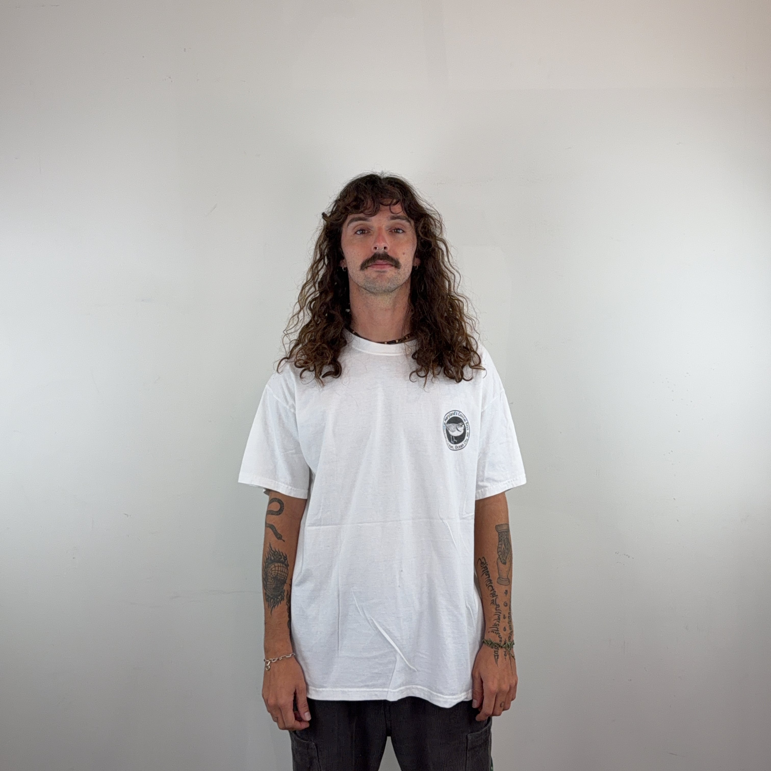 GRAPHIC VINTAGE TEE - LARGE