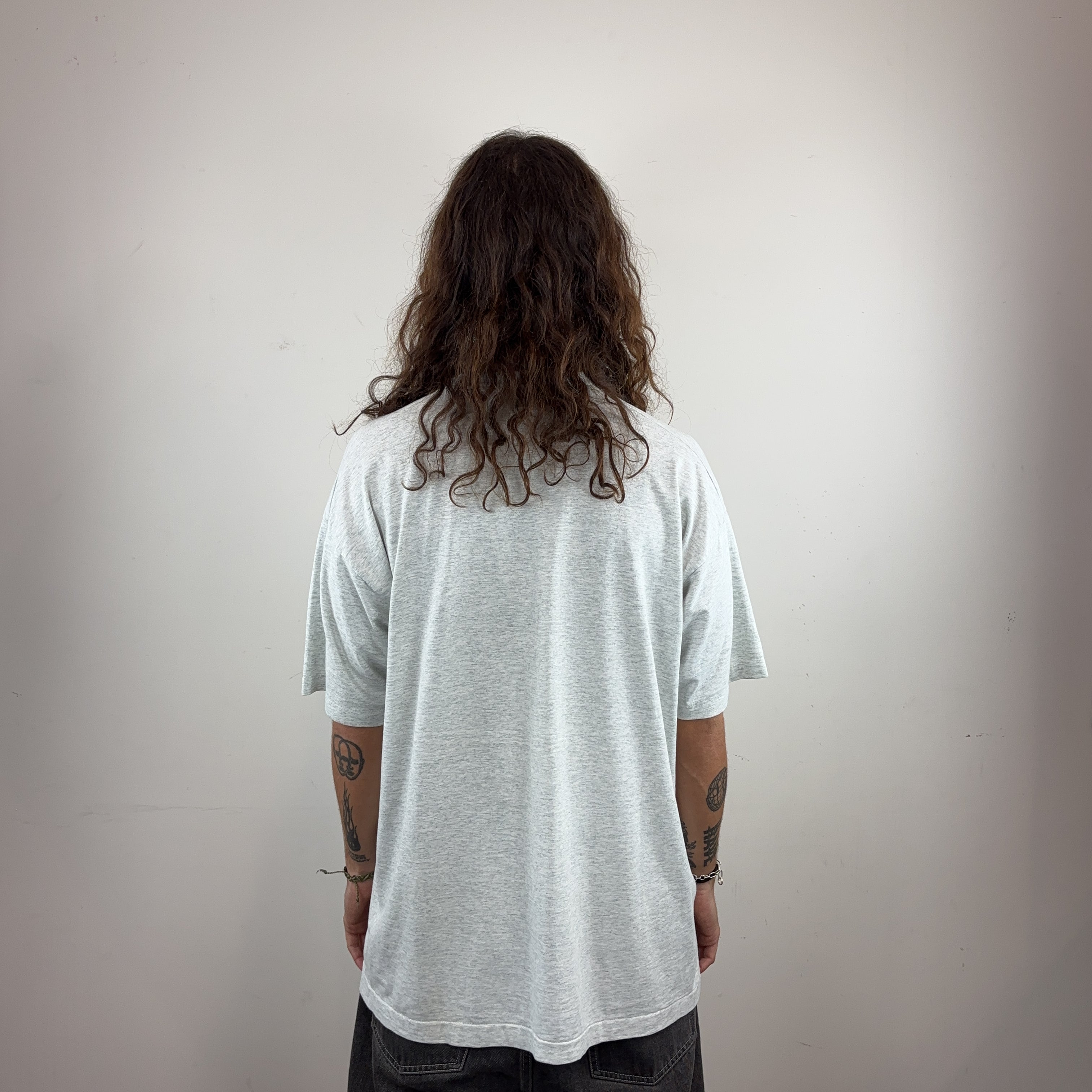 GRAPHIC GREY TEE - X LARGE