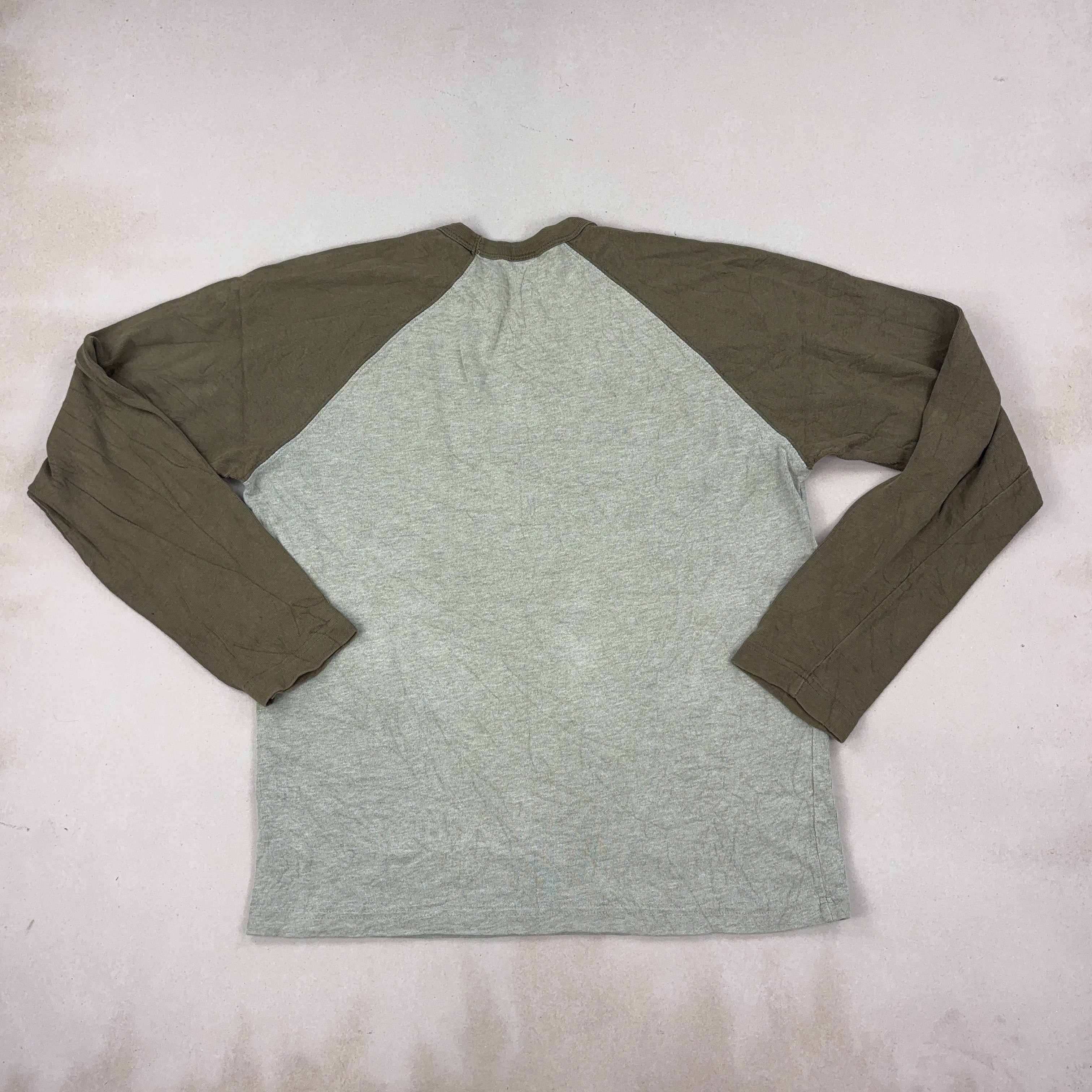 OLD NAVY LONG SLEEVE - SMALL