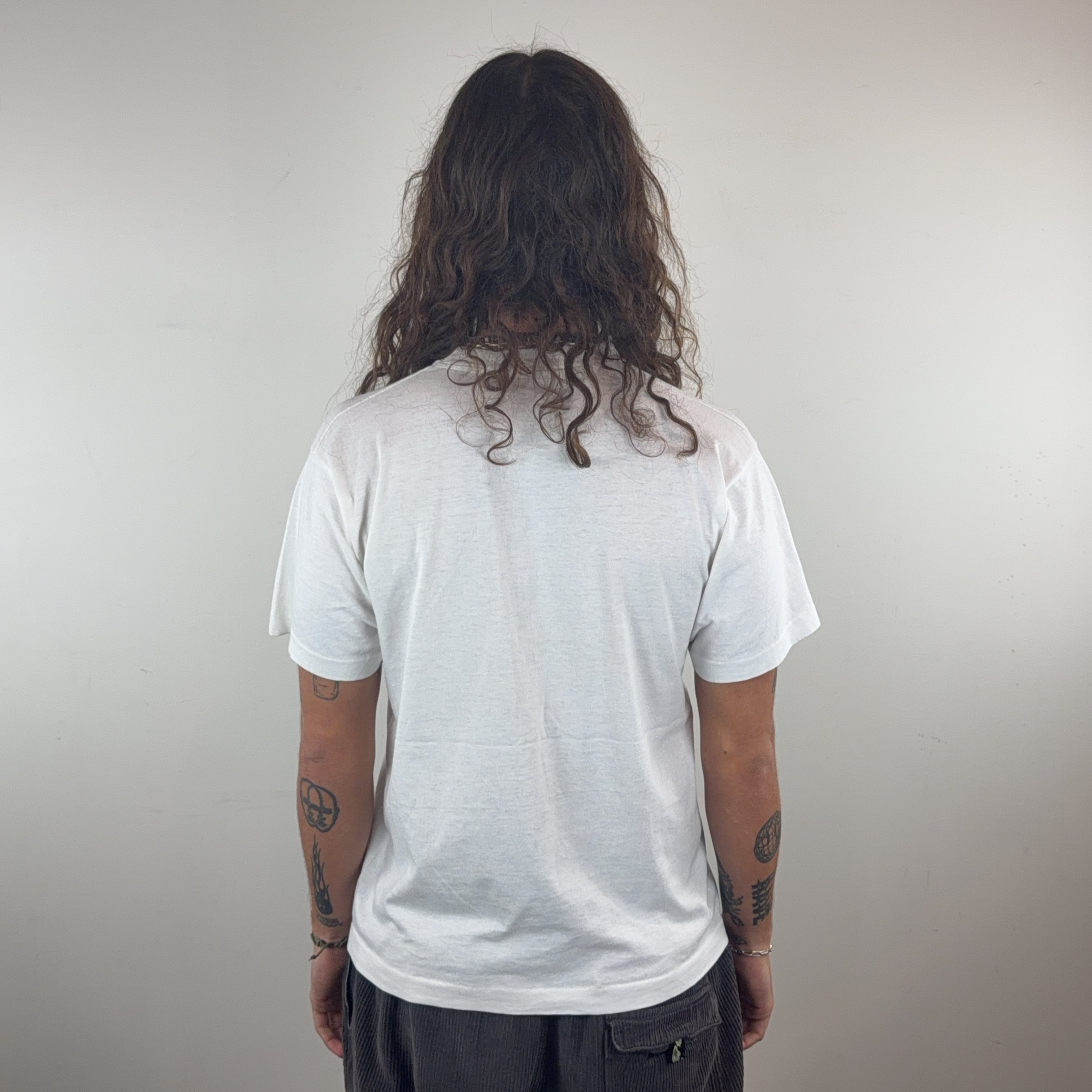 VINTAGE WHITE TEE - SMALL