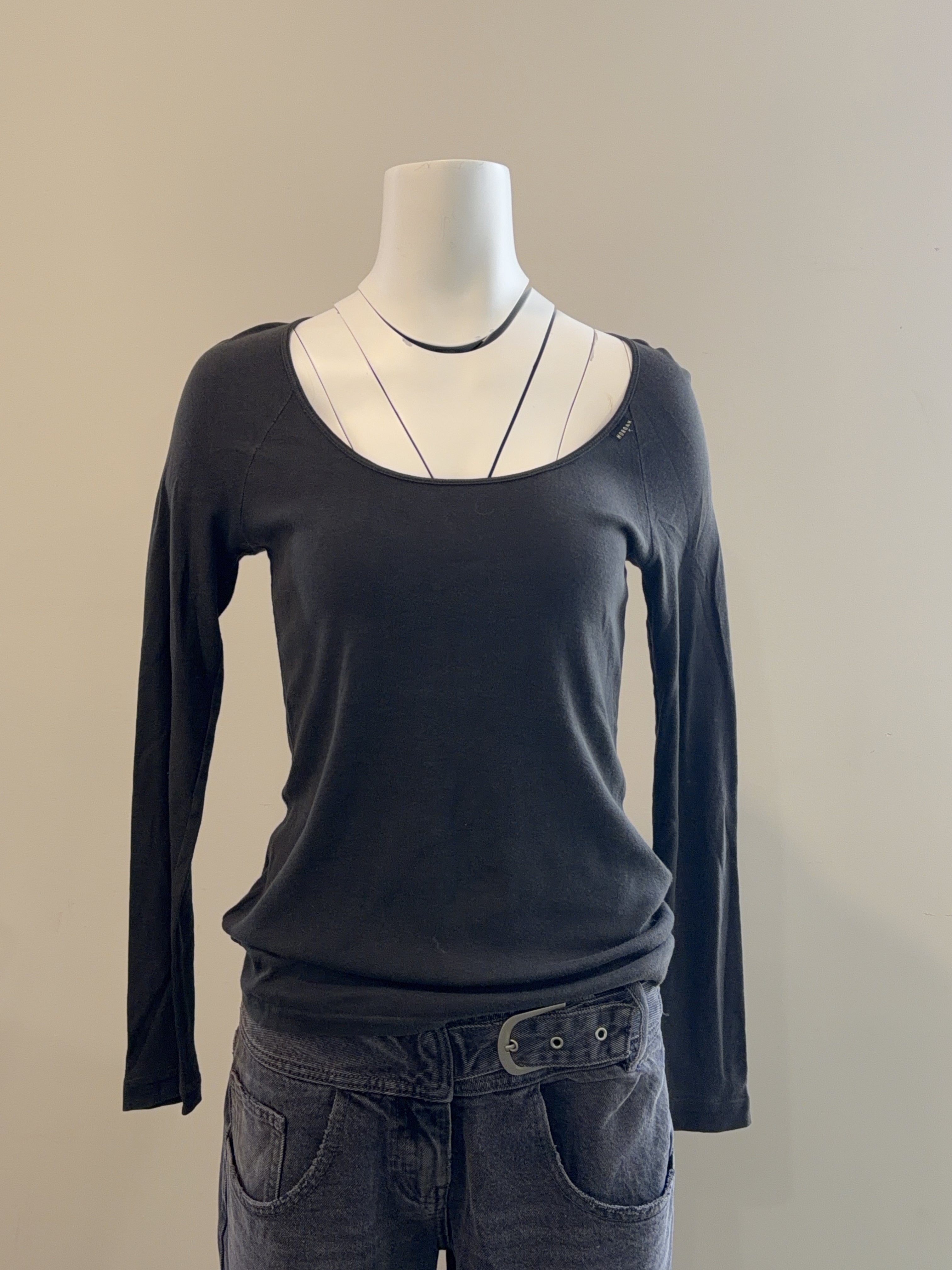 LONG SLEEVE - MEDIUM