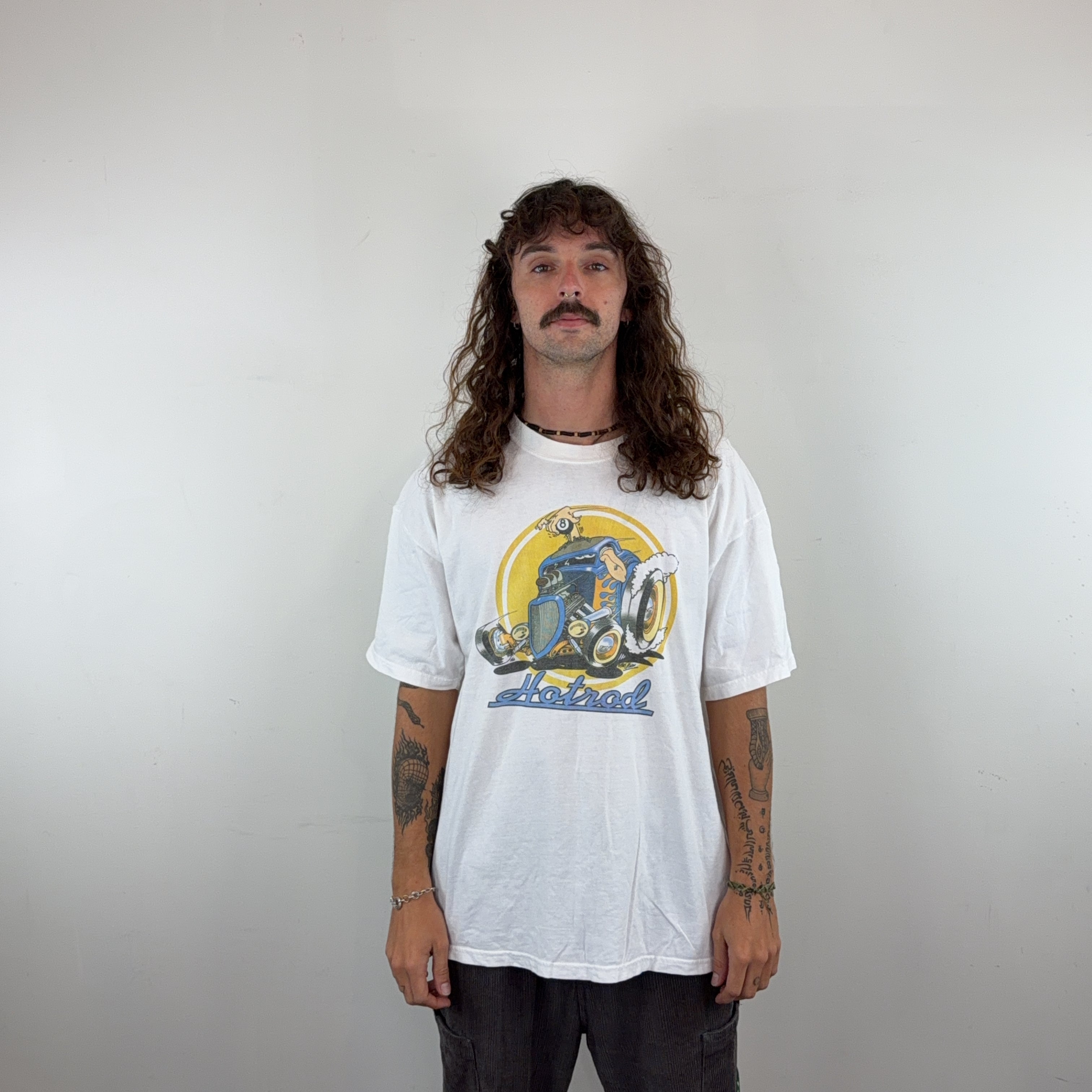 GRAPHIC VINTAGE TEE - X LARGE