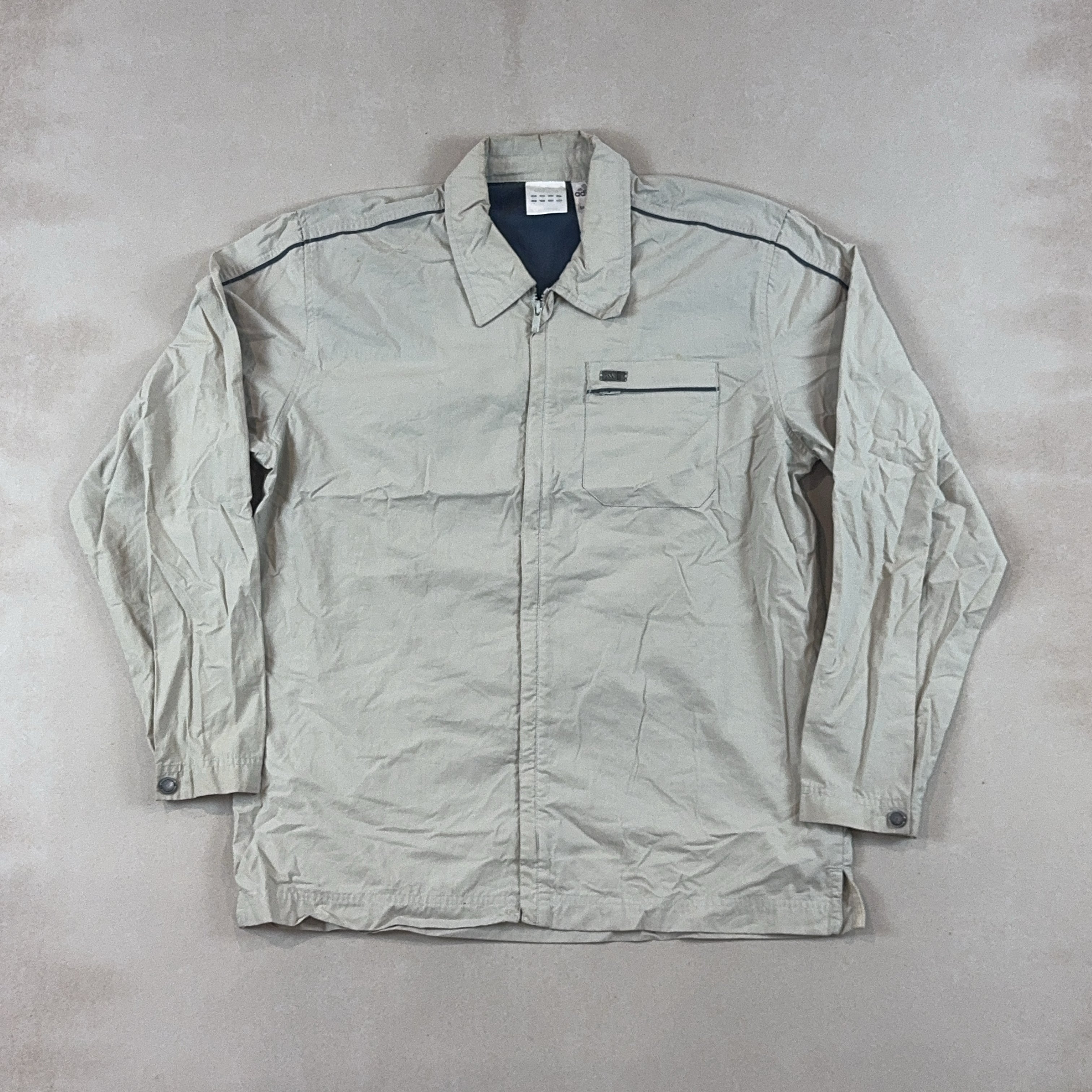 ADIDAS WIND BREAKER - MEDIUM