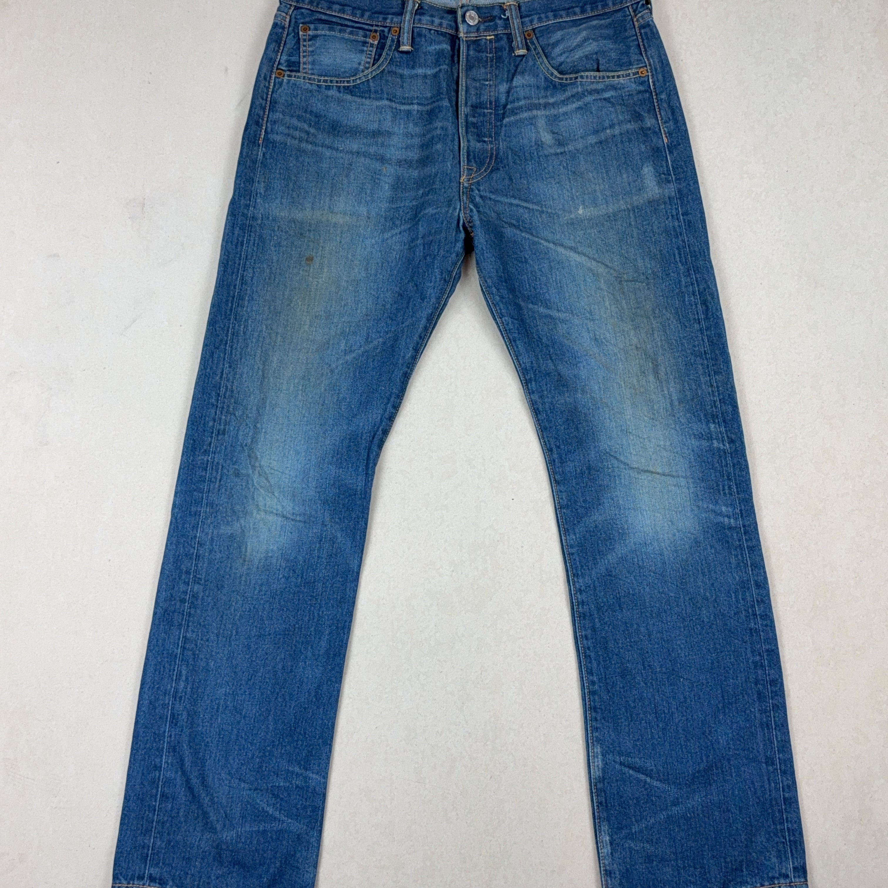 LEVI'S JEANS - MEDIUM