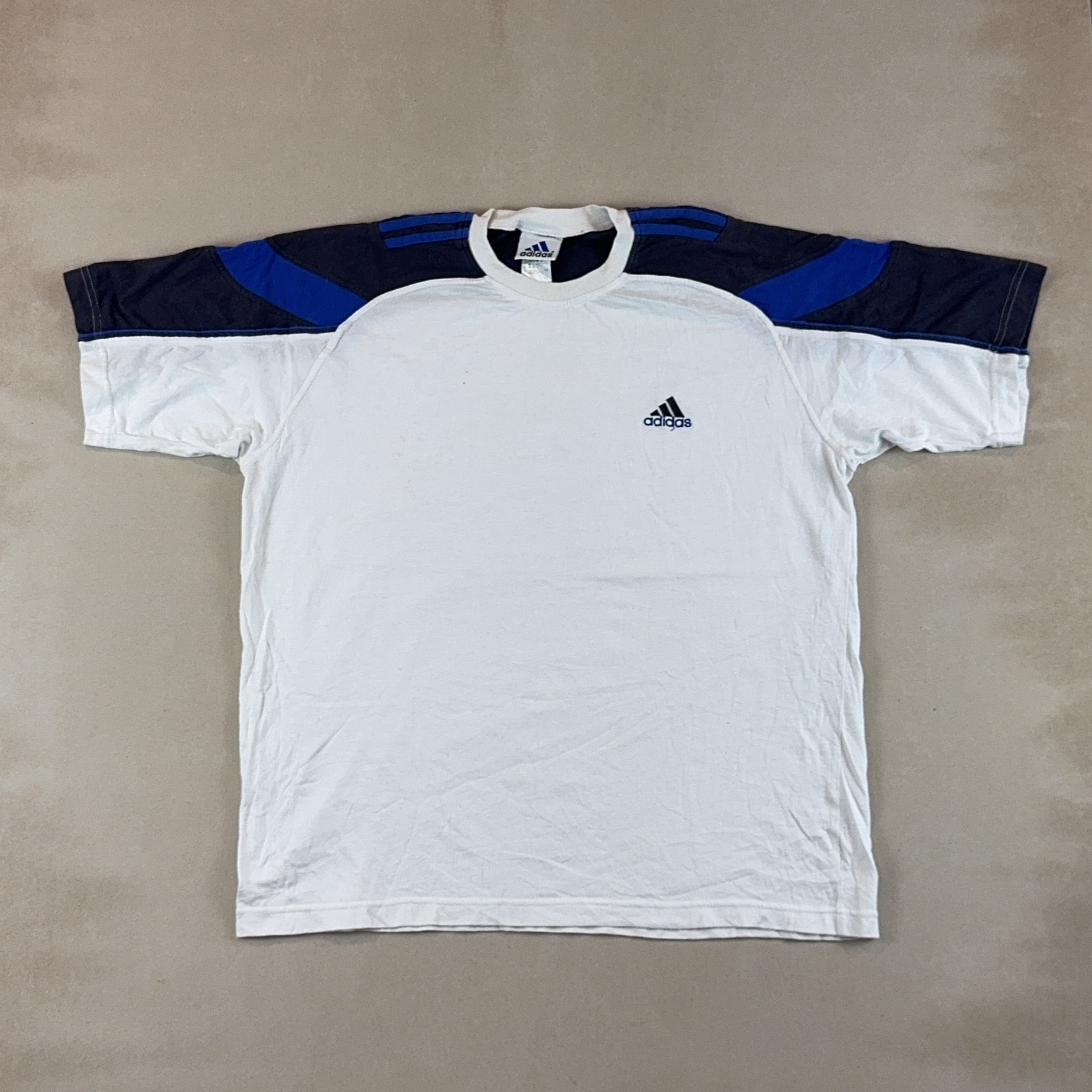 ADIDAS TEE - X LARGE
