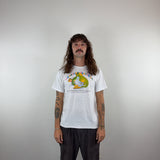 FRUIT OF THE LOOM TEE - MEDIUM