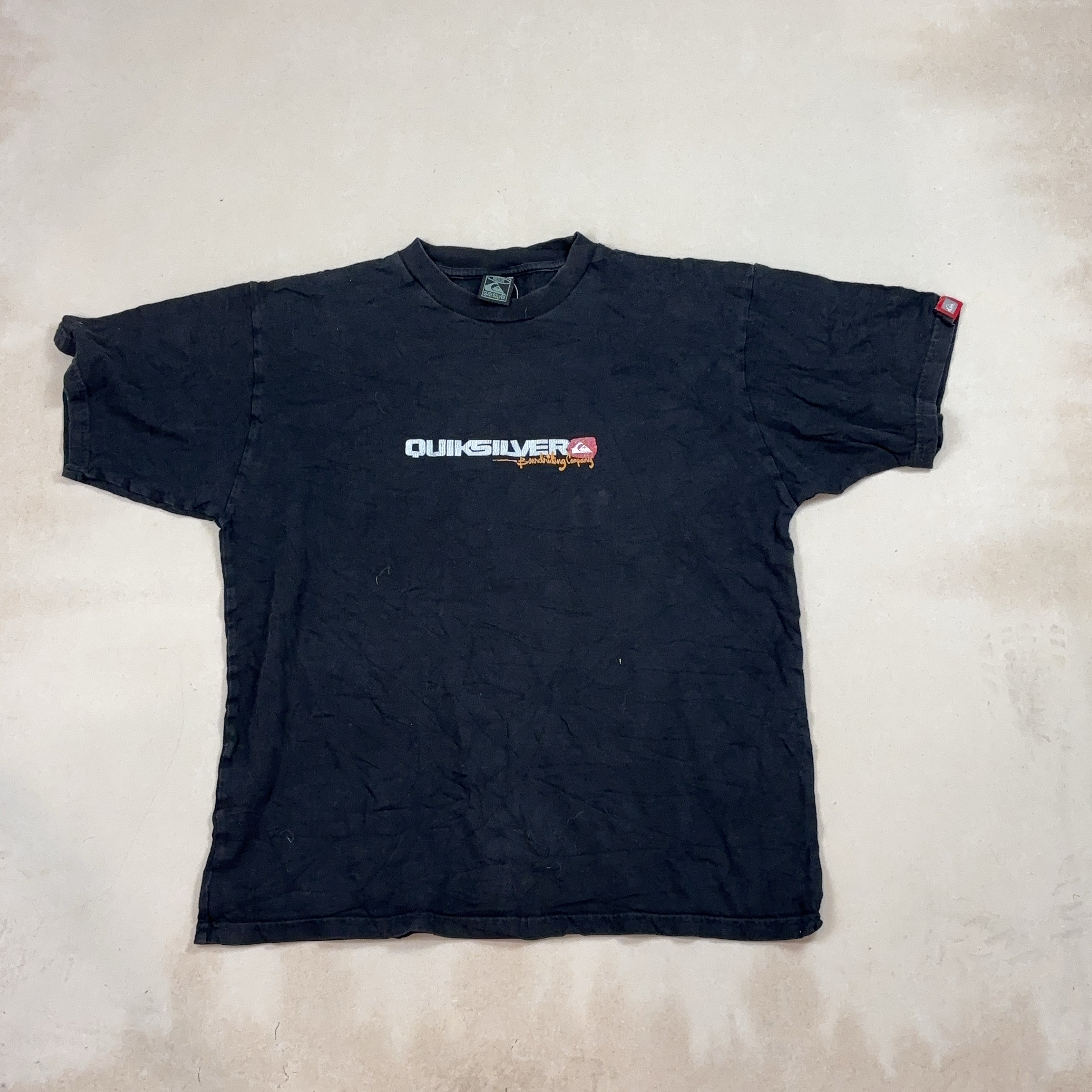 QUIKSILVER TEE - MEDIUM