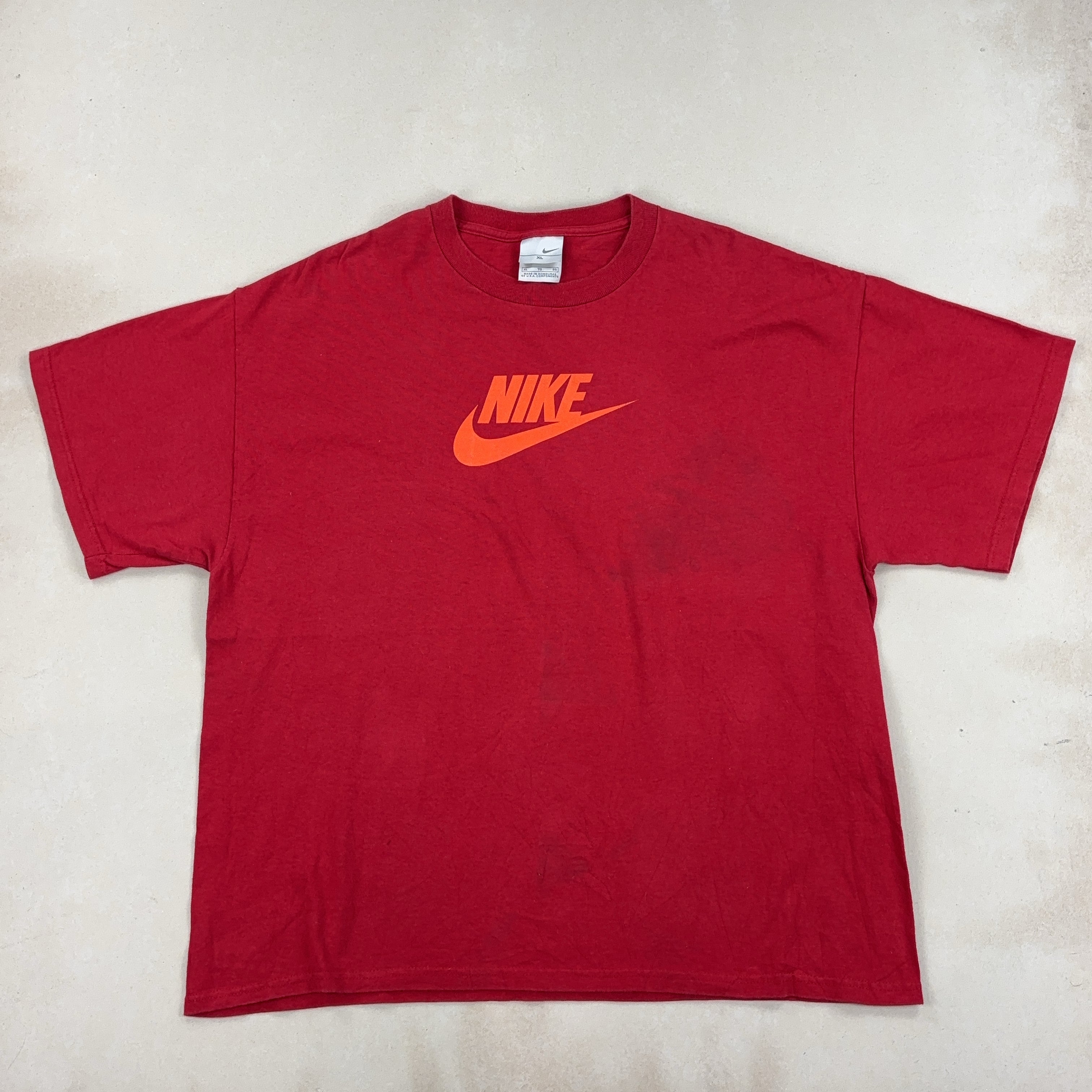 NIKE RED TEE - LARGE