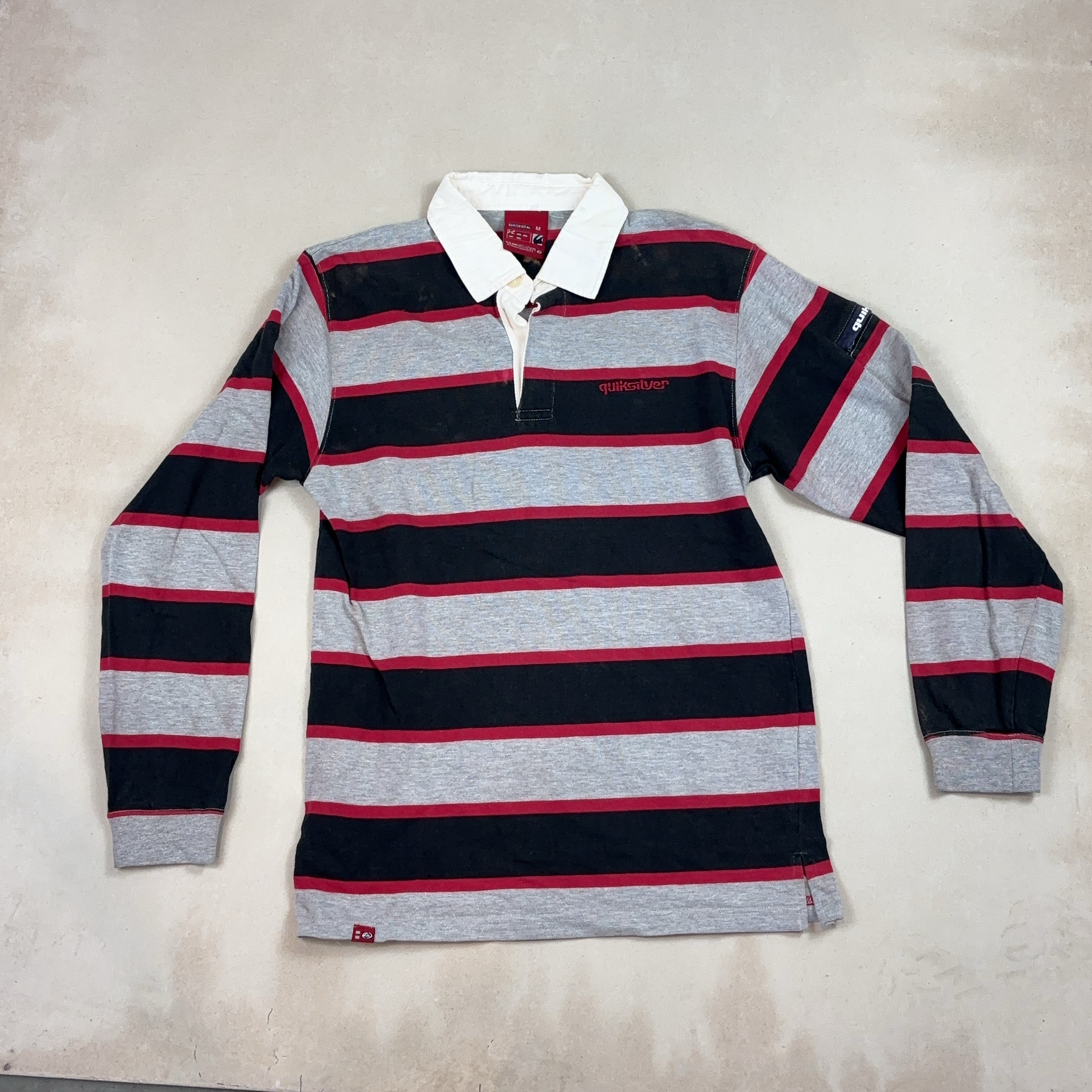QUIKSILVER LONG SLEEVE - MEDIUM