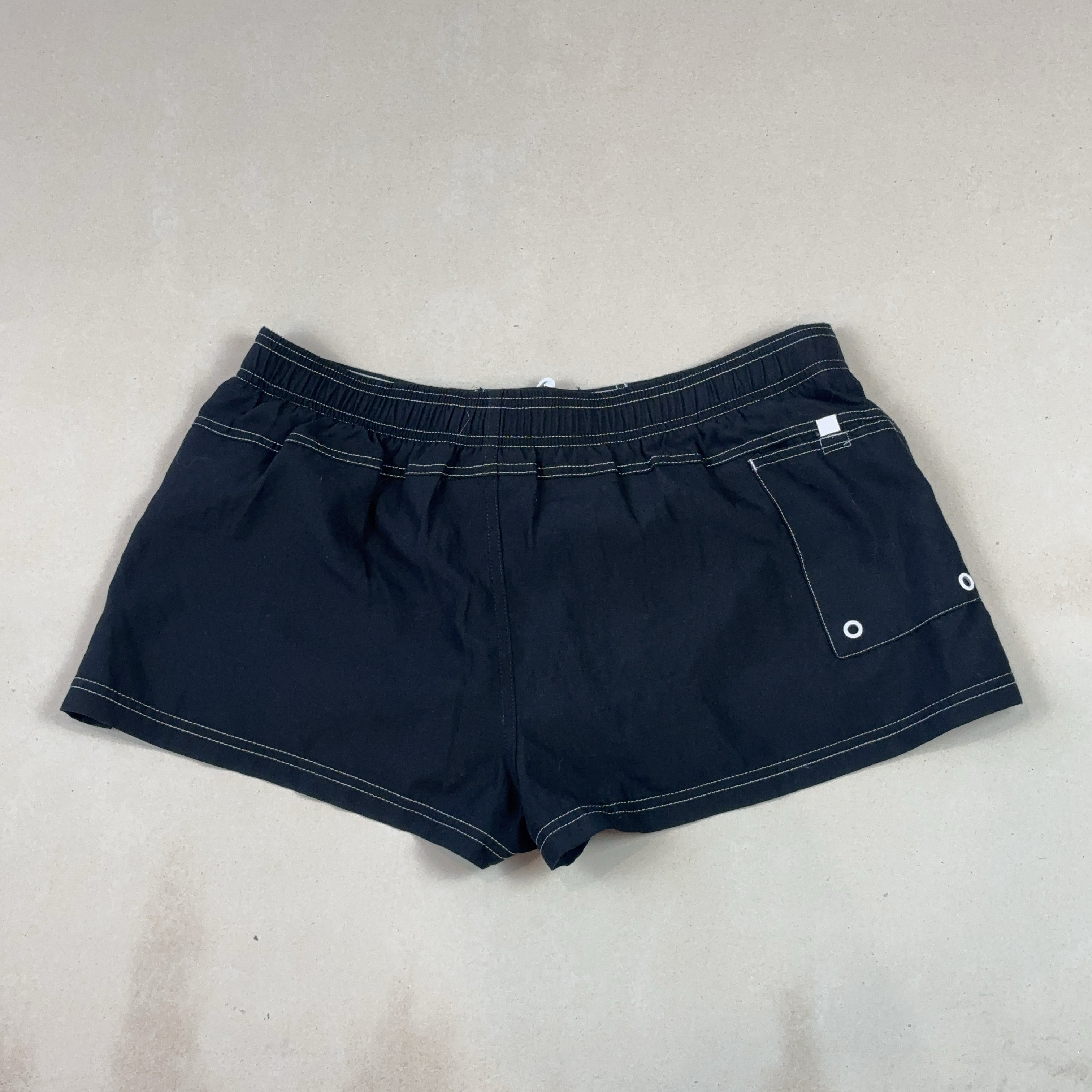 NIKE BOARDIES - LARGE