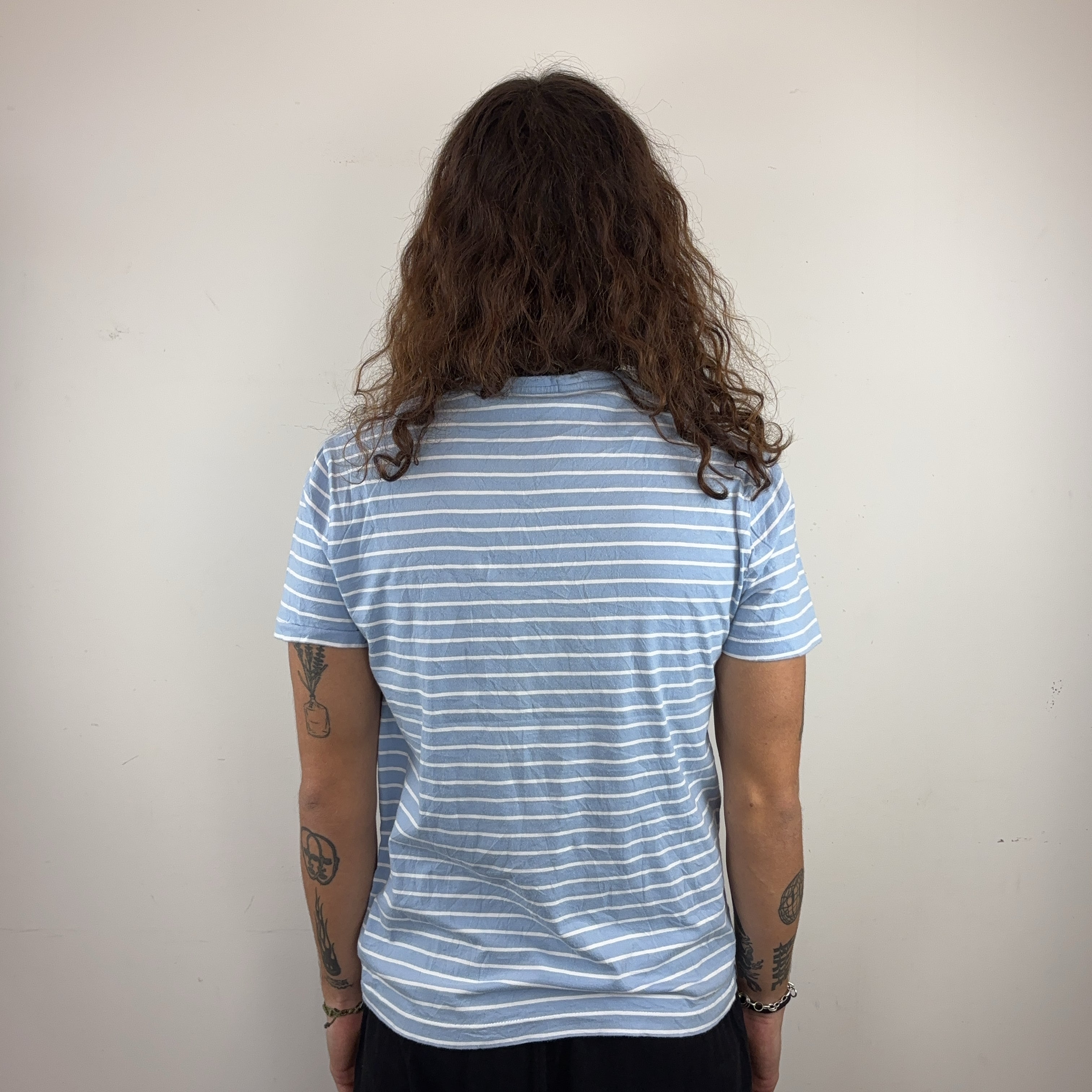 RALPH LAUREN V-NECK TEE - SMALL