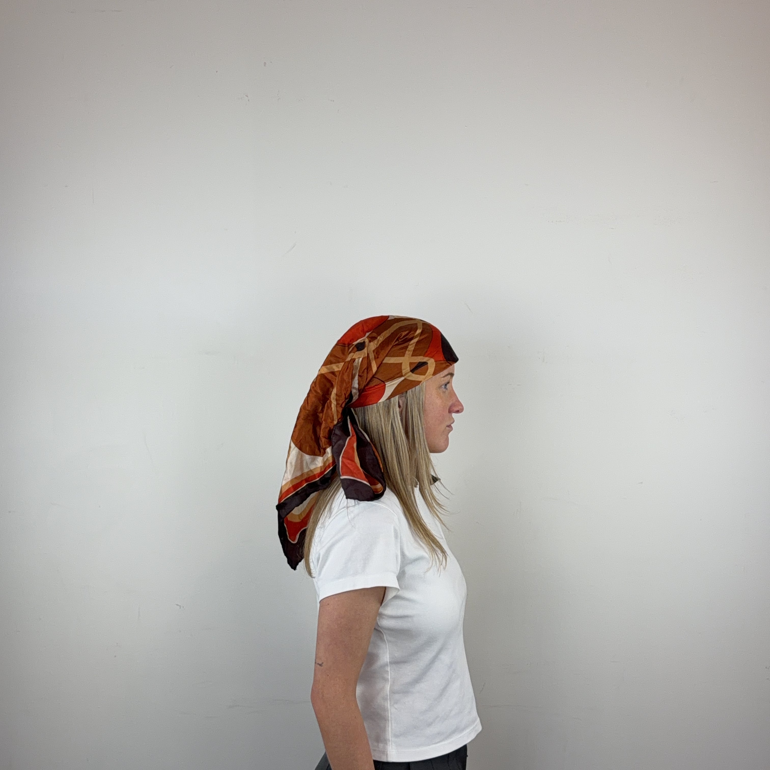 HEAD SCARF