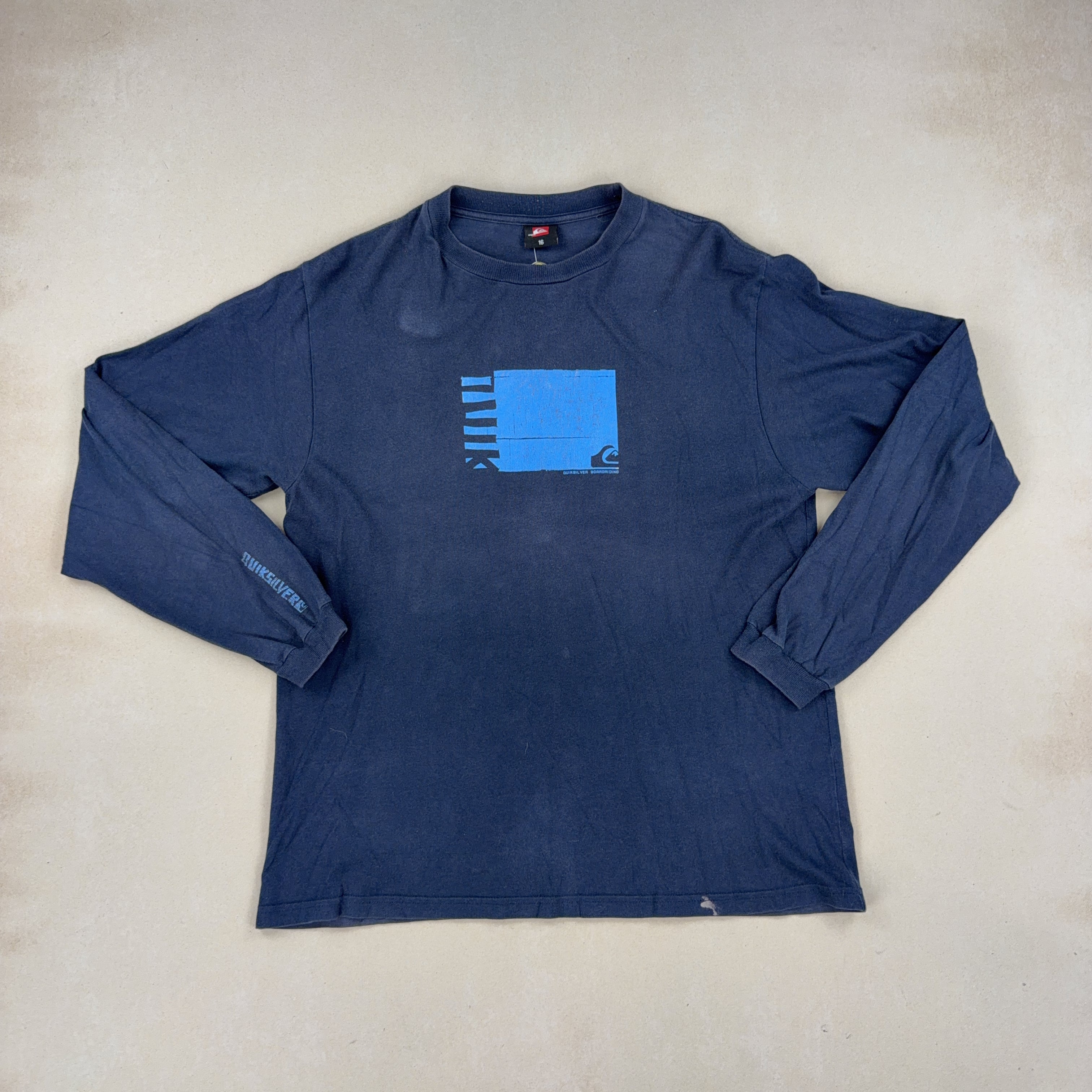 QUIKSILVER LONG SLEEVE - MEDIUM