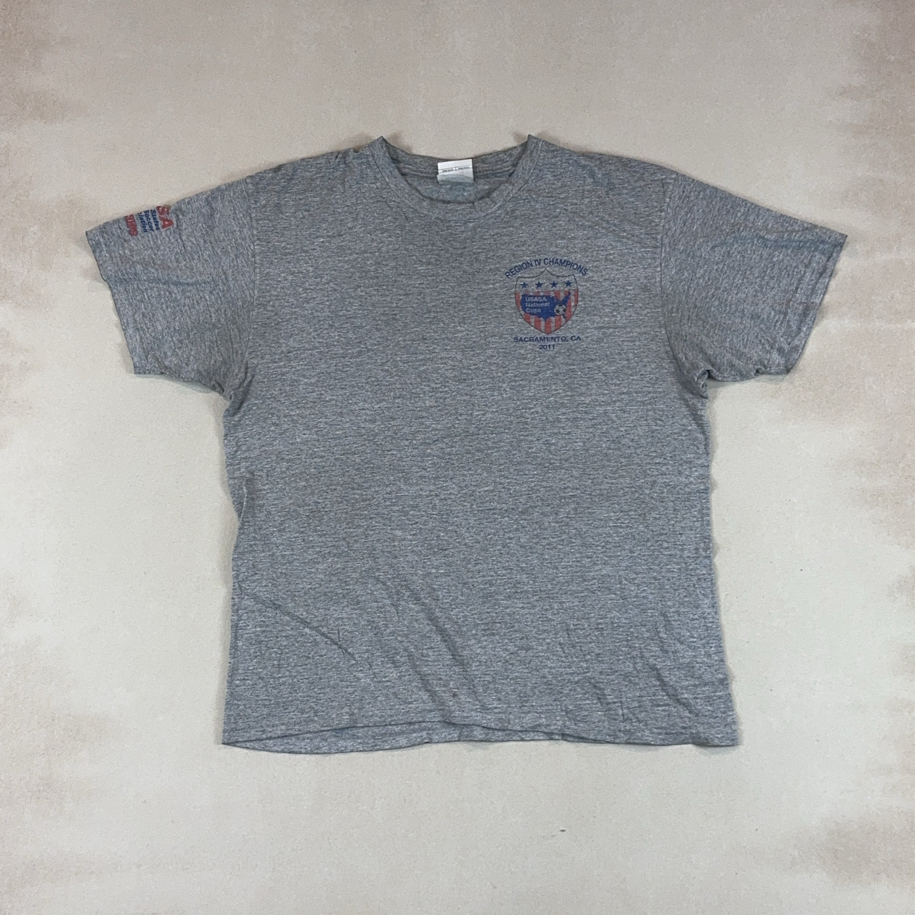 NIKE TEE - LARGE